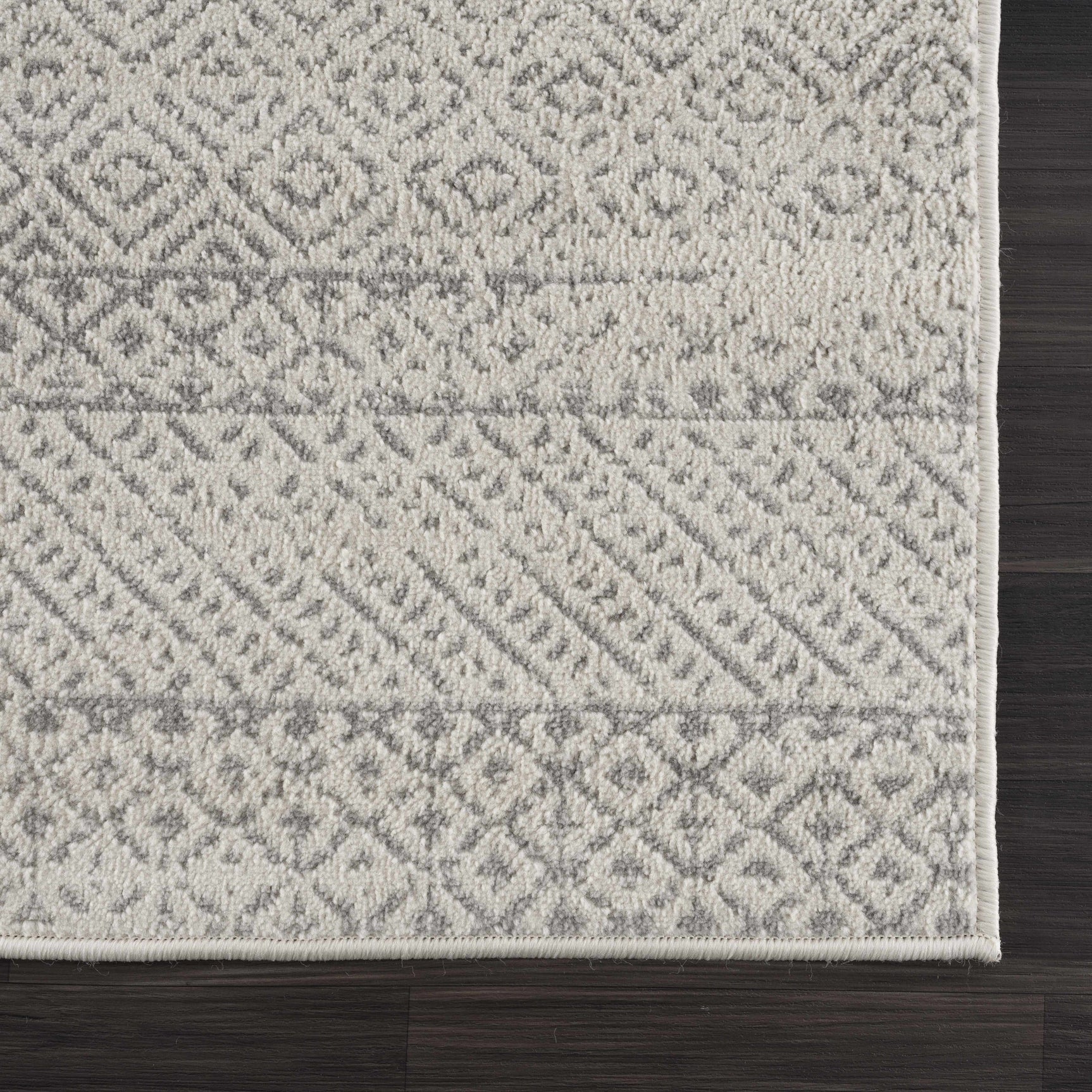 Tigri Aztec Ivory & Gray 2317 Area Rug - Clearance - Ornate Home