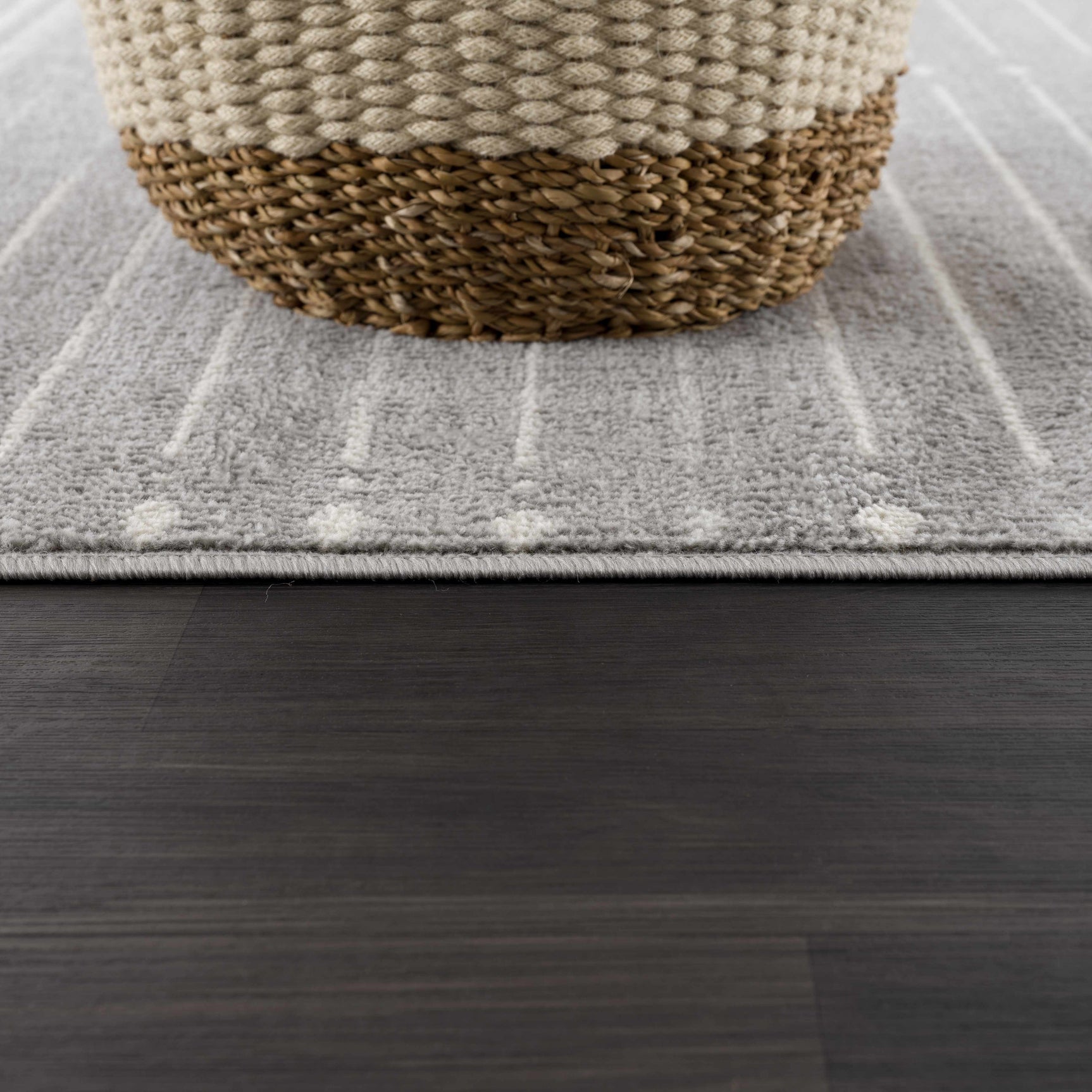 Tigri Aztec Ivory & Gray 2324 Area Rug - Clearance - Ornate Home