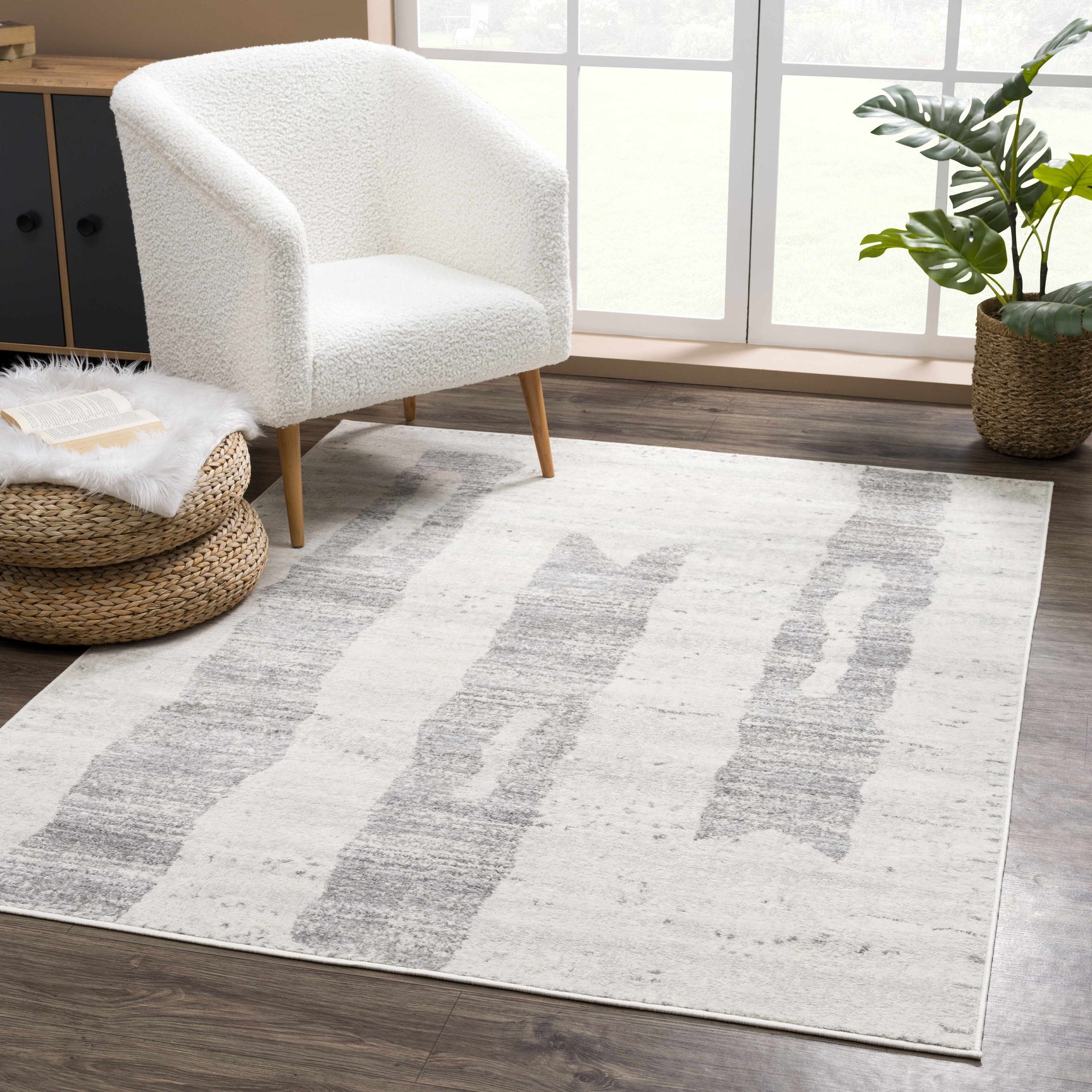 Tigria Ivory 2316 Area Rug - Clearance - Ornate Home