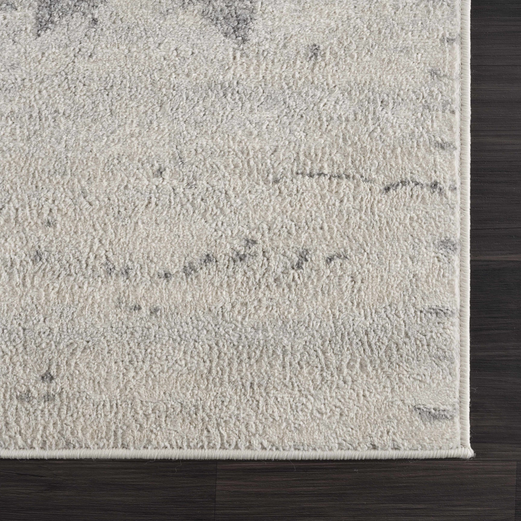 Tigria Ivory 2316 Area Rug - Clearance - Ornate Home