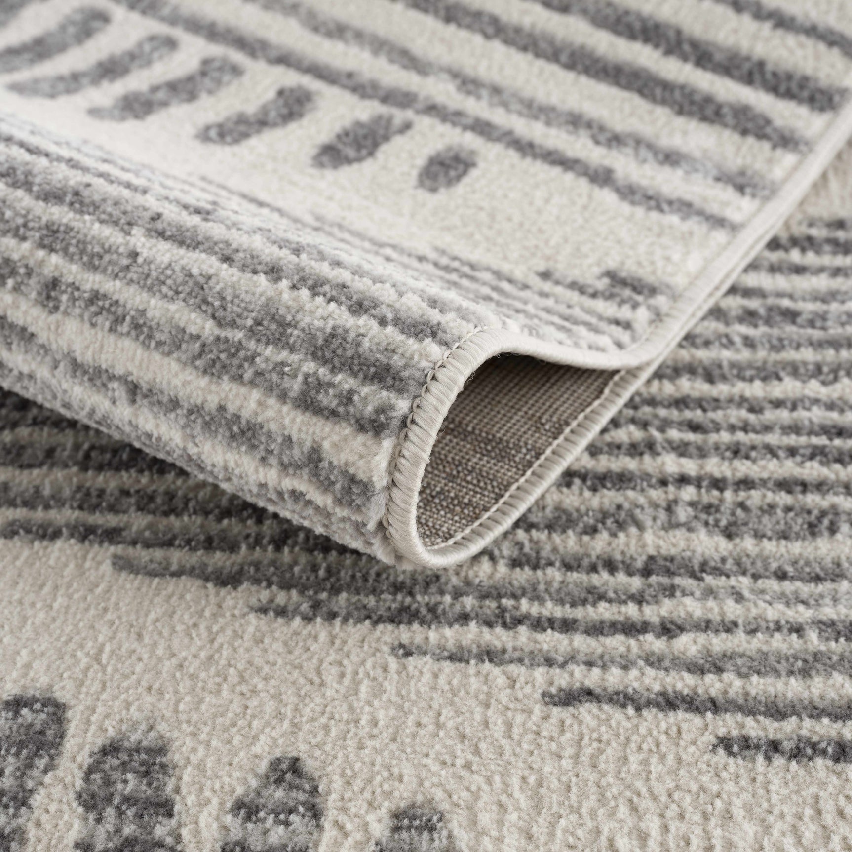 Tigrisis Ivory 2327 Area Rug - Ornate Home