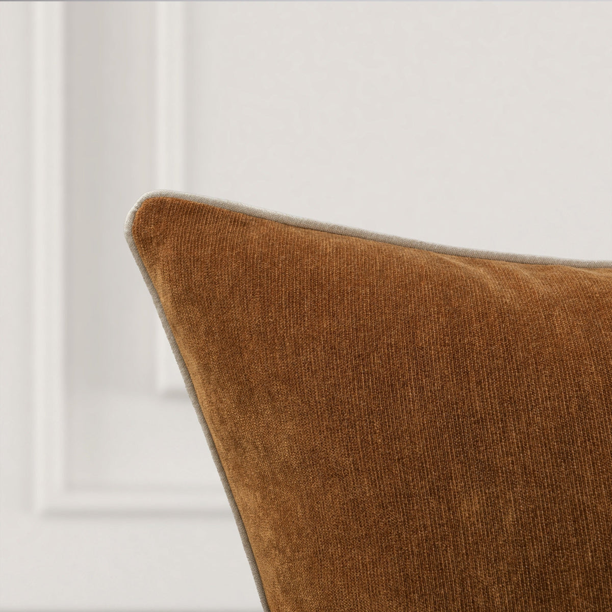 Tildon Amberwood 24"x24" Throw Pillow (Set of 2)