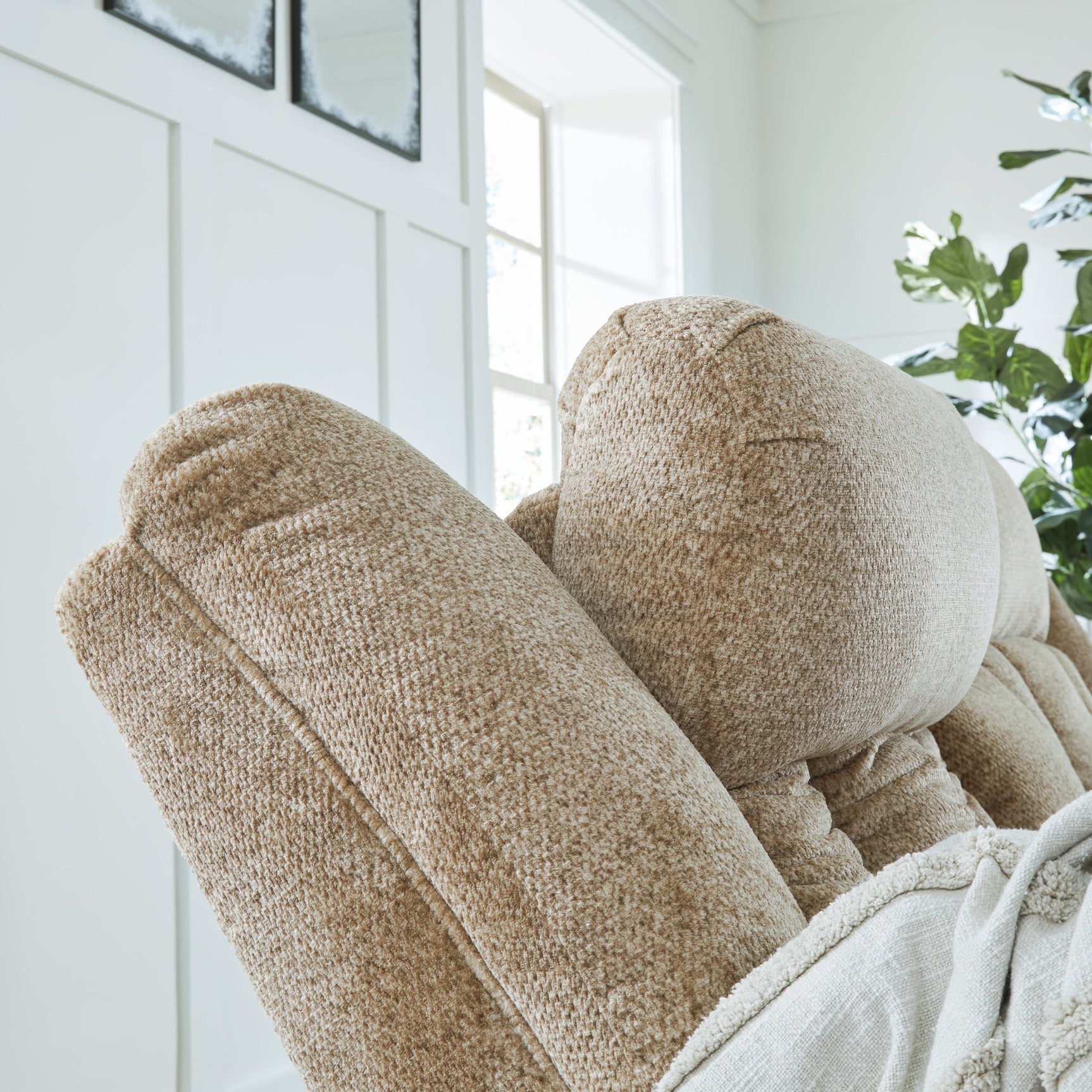 Tip-Off Wheat Power Reclining Loveseat - Ornate Home