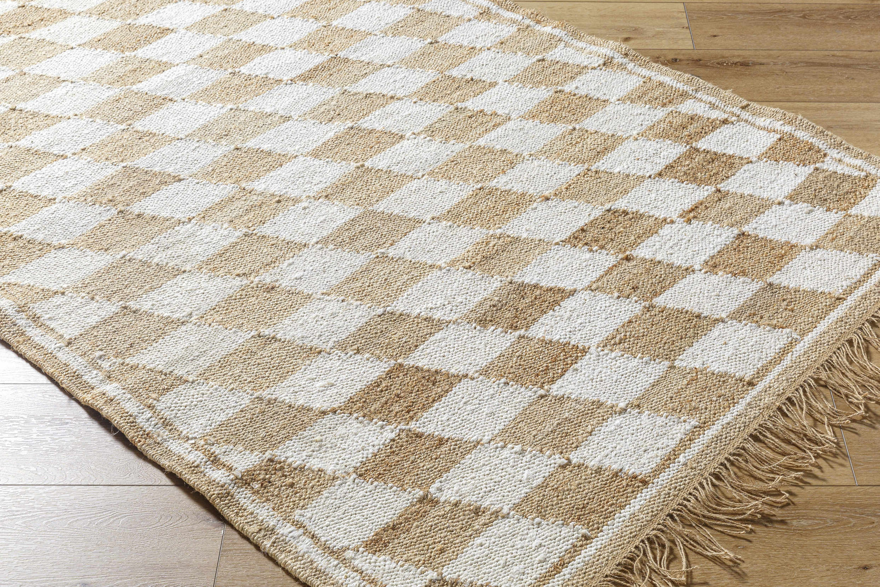 Tiria Diamond Checkered Jute Tasseled Rug - Ornate Home