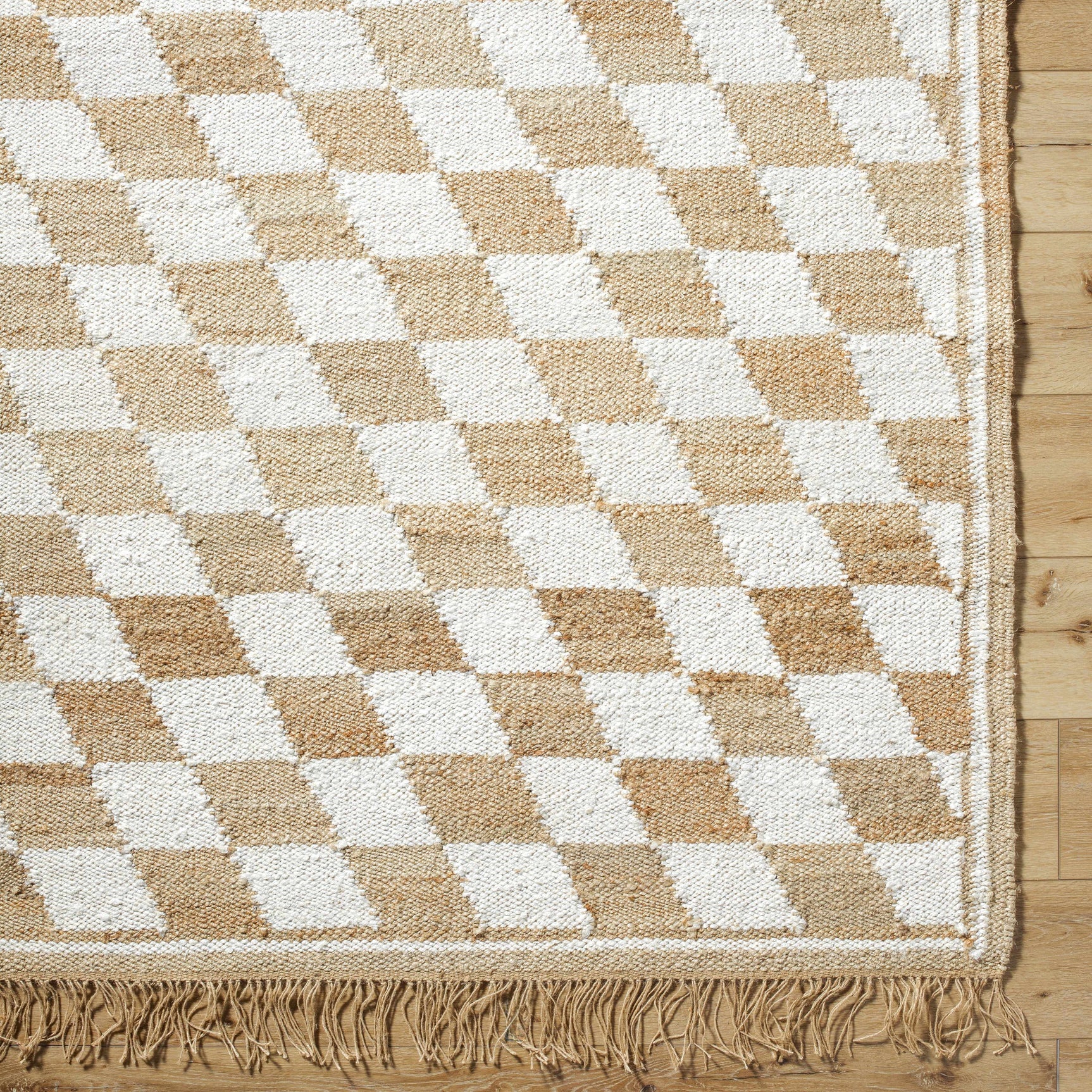 Tiria Diamond Checkered Jute Tasseled Rug - Ornate Home