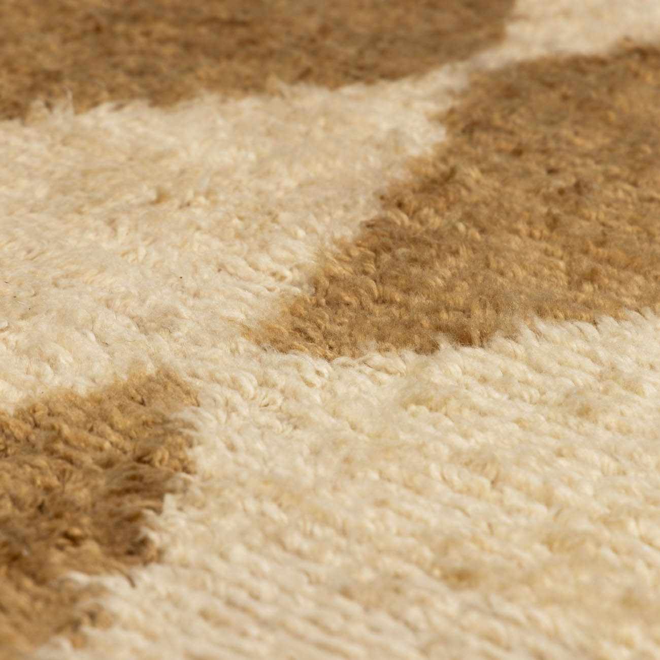 Tivka Diamond Checkered Wool Rug - Ornate Home