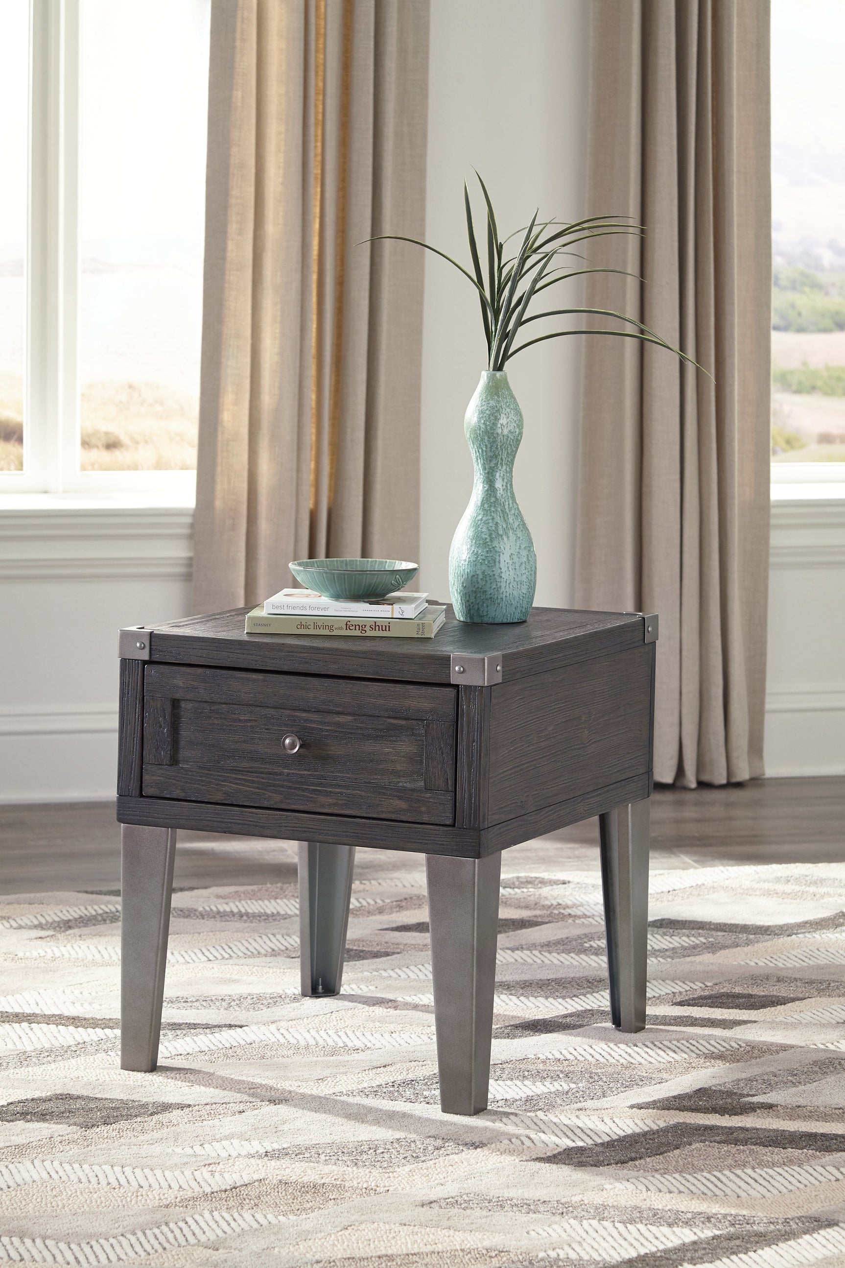 Todoe End Table with USB Ports & Outlets (Online Special Price) - Ornate Home