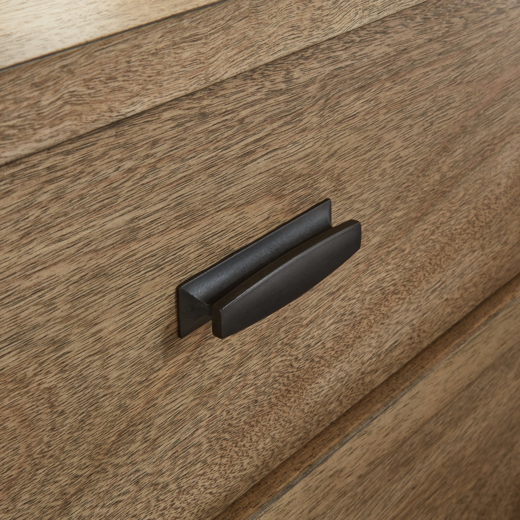 Tomtyn Light Brown Dresser - Ornate Home