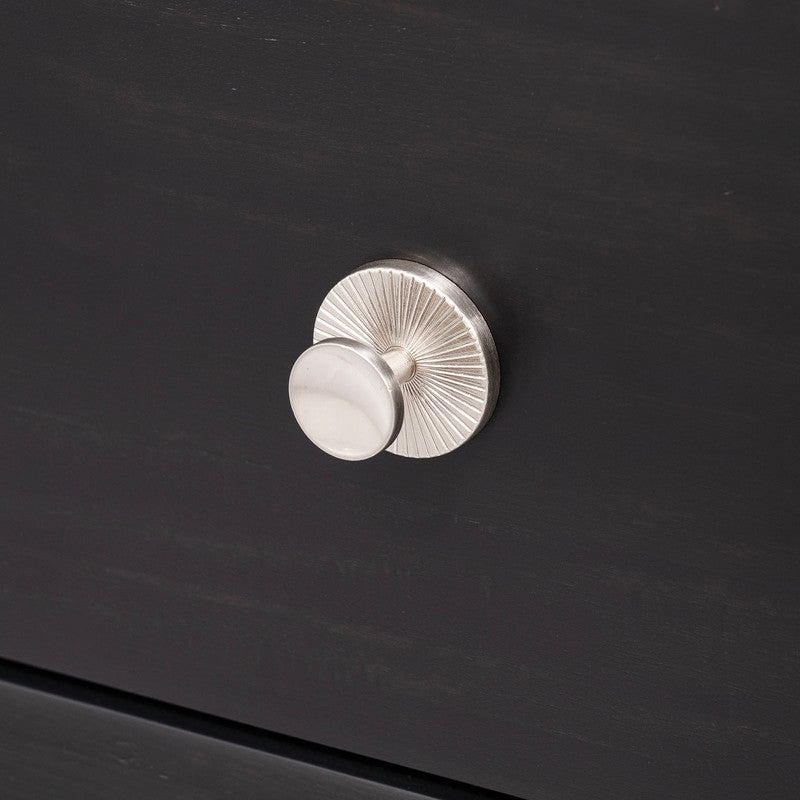 Torrance Black 4 Pc. Queen Bedroom Set (Storage FB) - Ornate Home