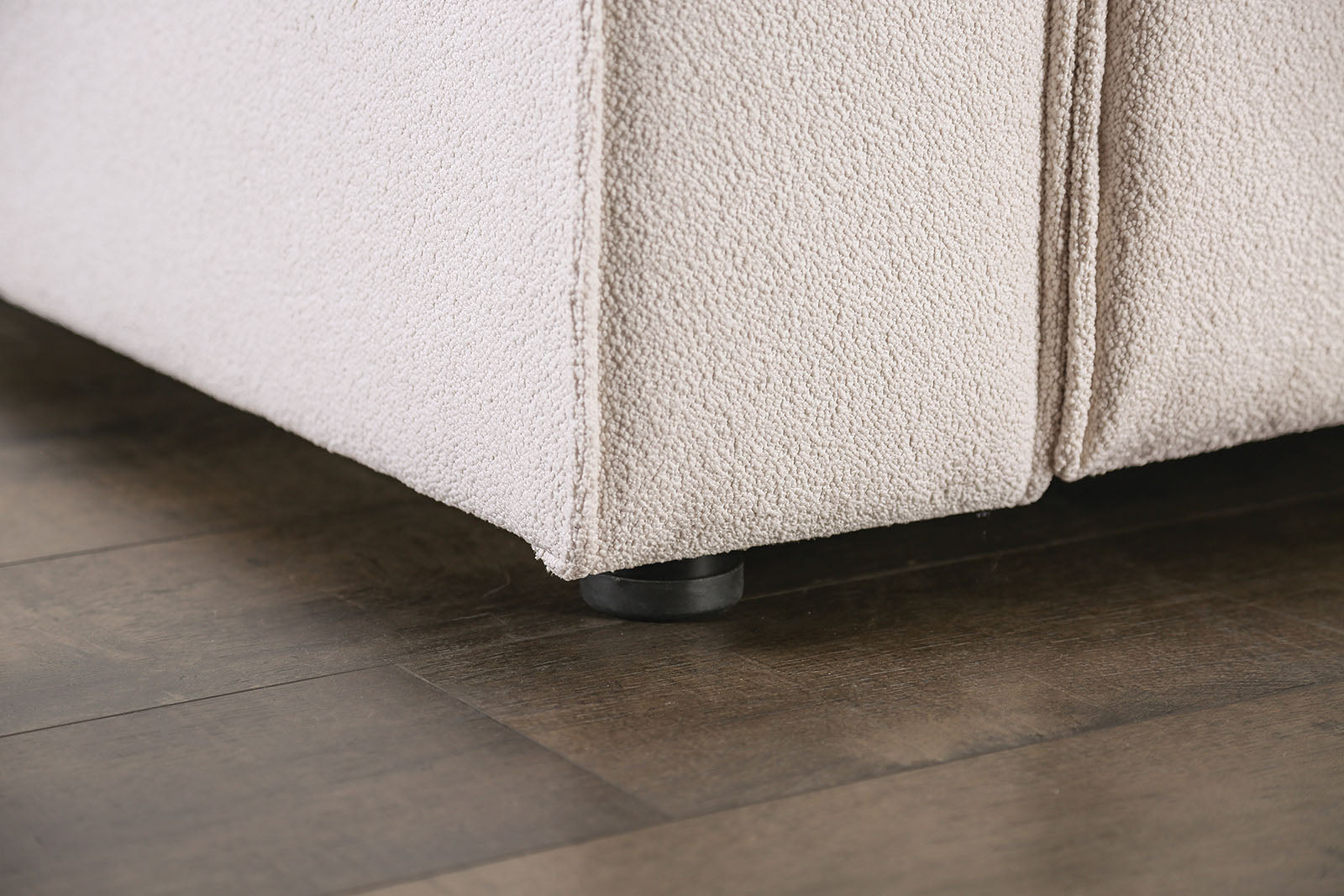 Treharris White Power Reclining Sofa & Loveseat - Ornate Home