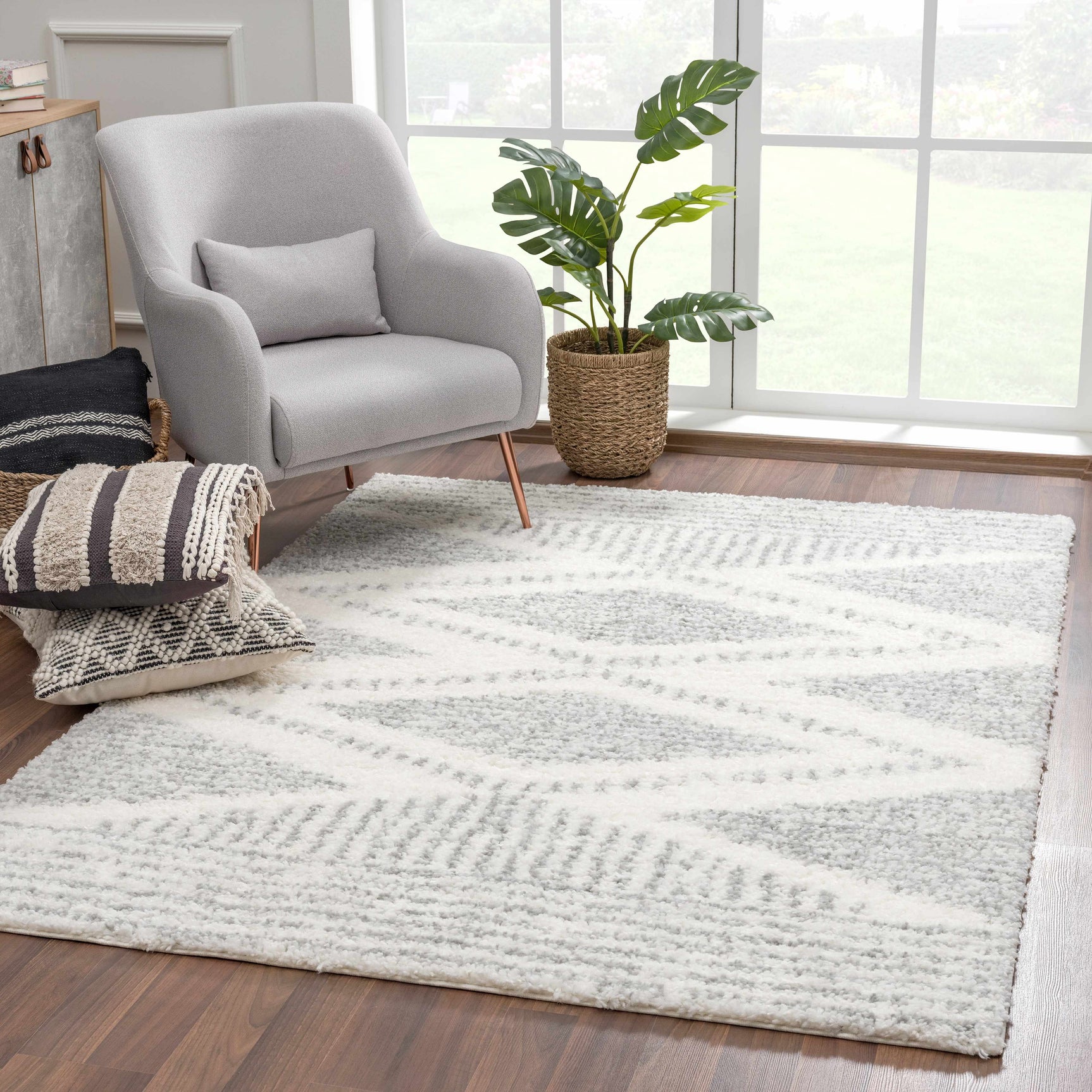 Trunding Plush Area Rug in Gray - Ornate Home