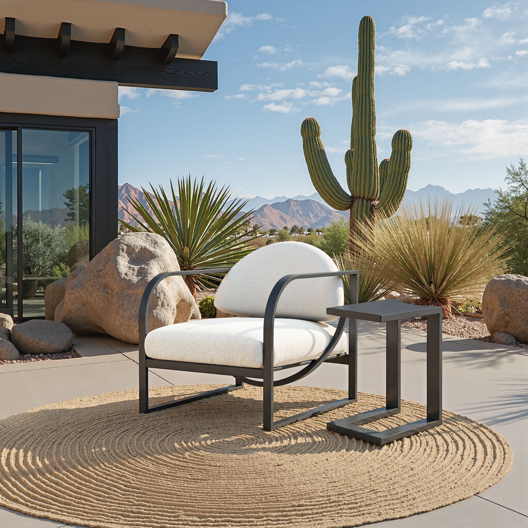 Tudi Black Side Table
