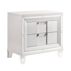 Twenty Nine White 4-Piece King Storage Bedroom Set - Ornate Home