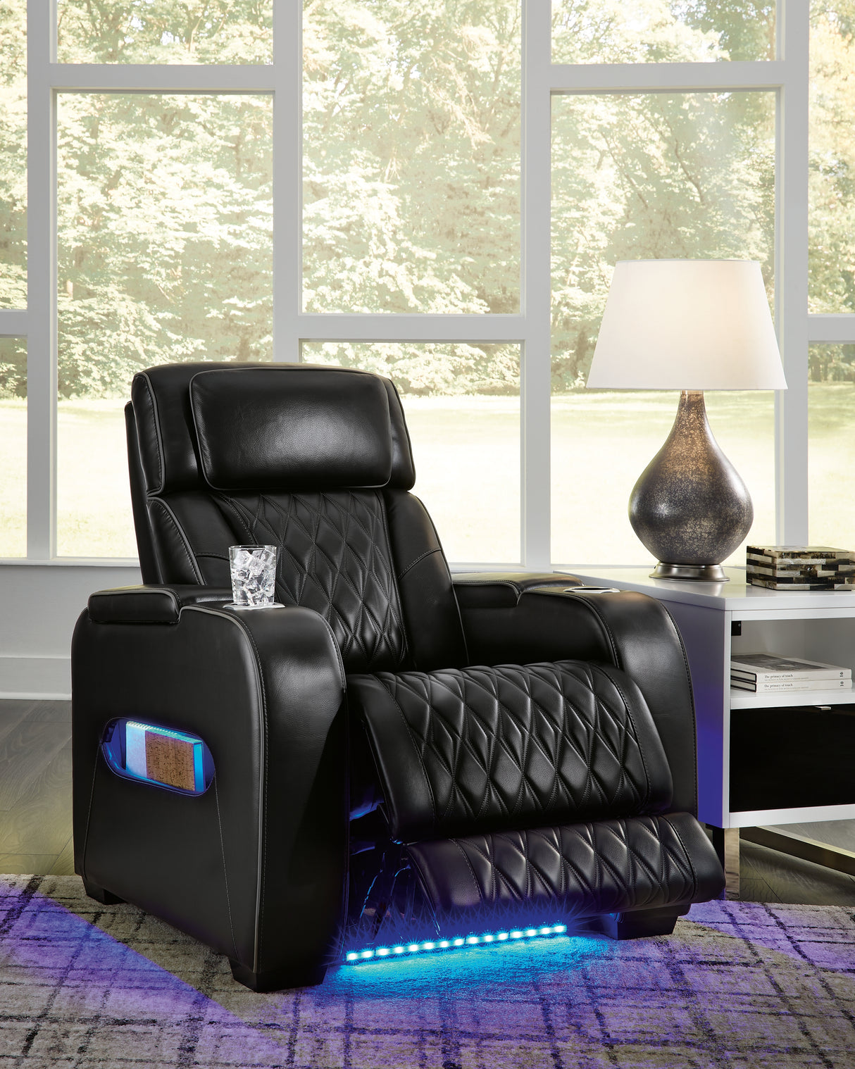 Boyington Black Power Recliner - Ornate Home