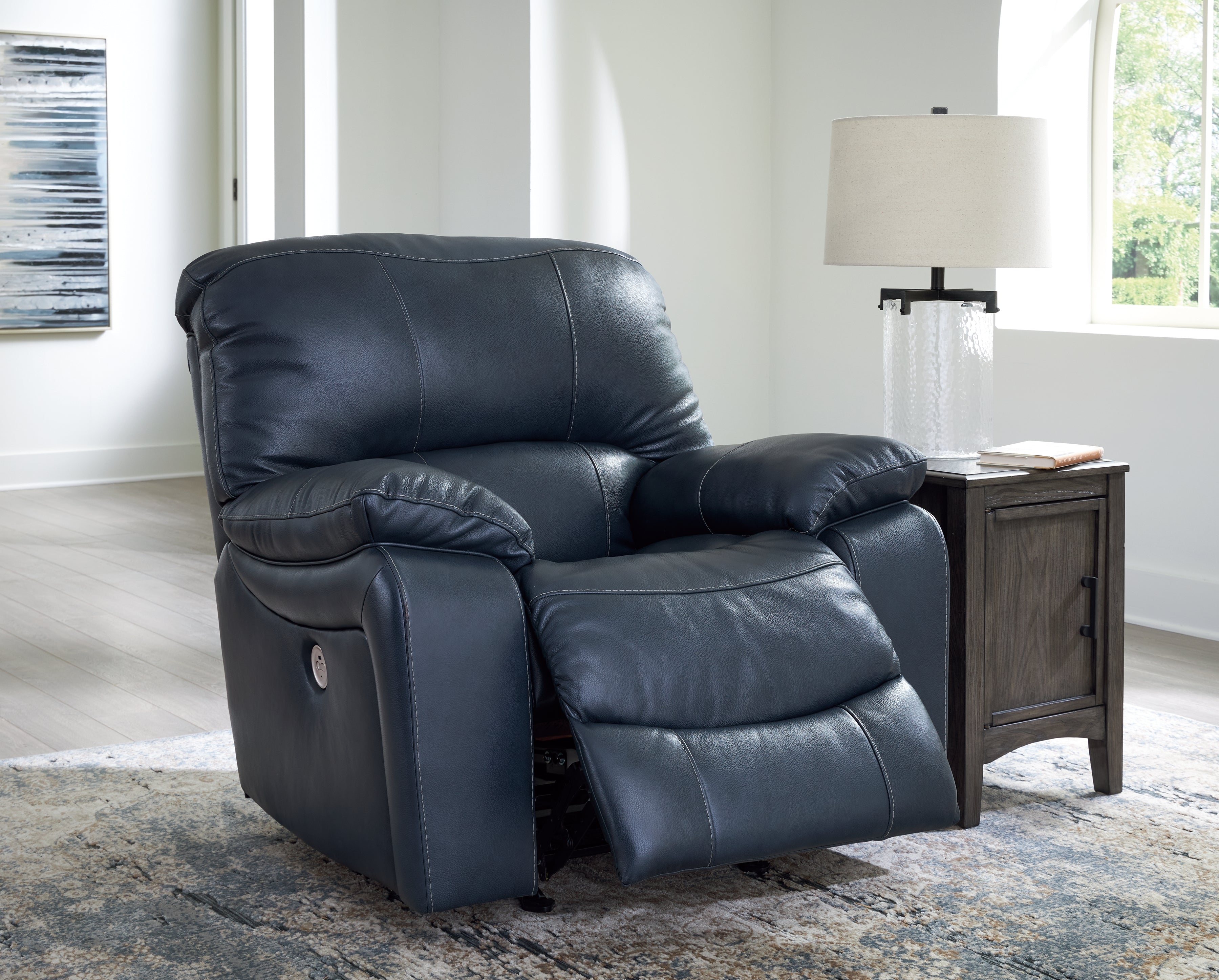 Leesworth Ocean Power Recliner - Ornate Home