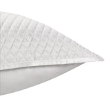 Diamond White Quilt Collection