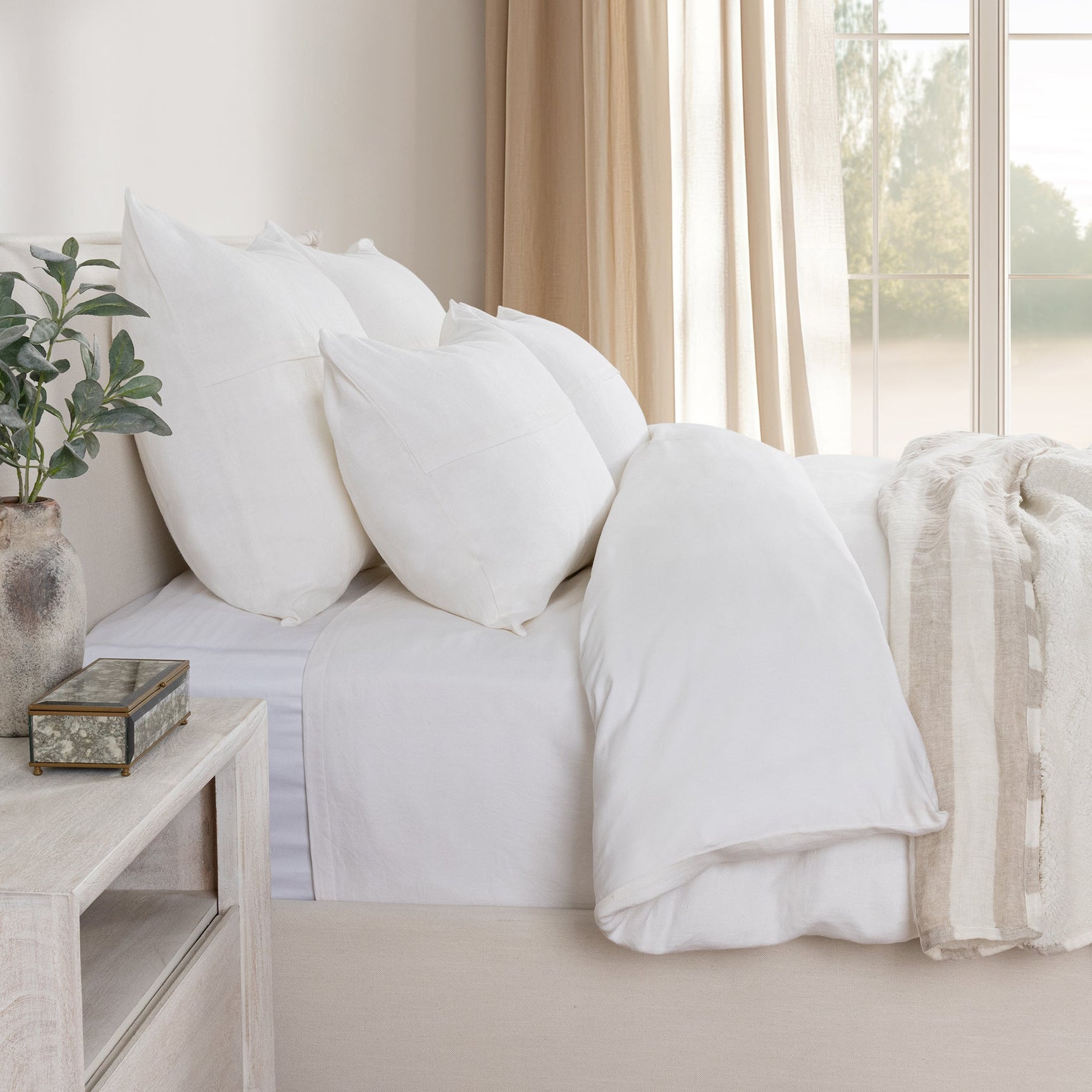 Beaumont Cloud Duvet Collection