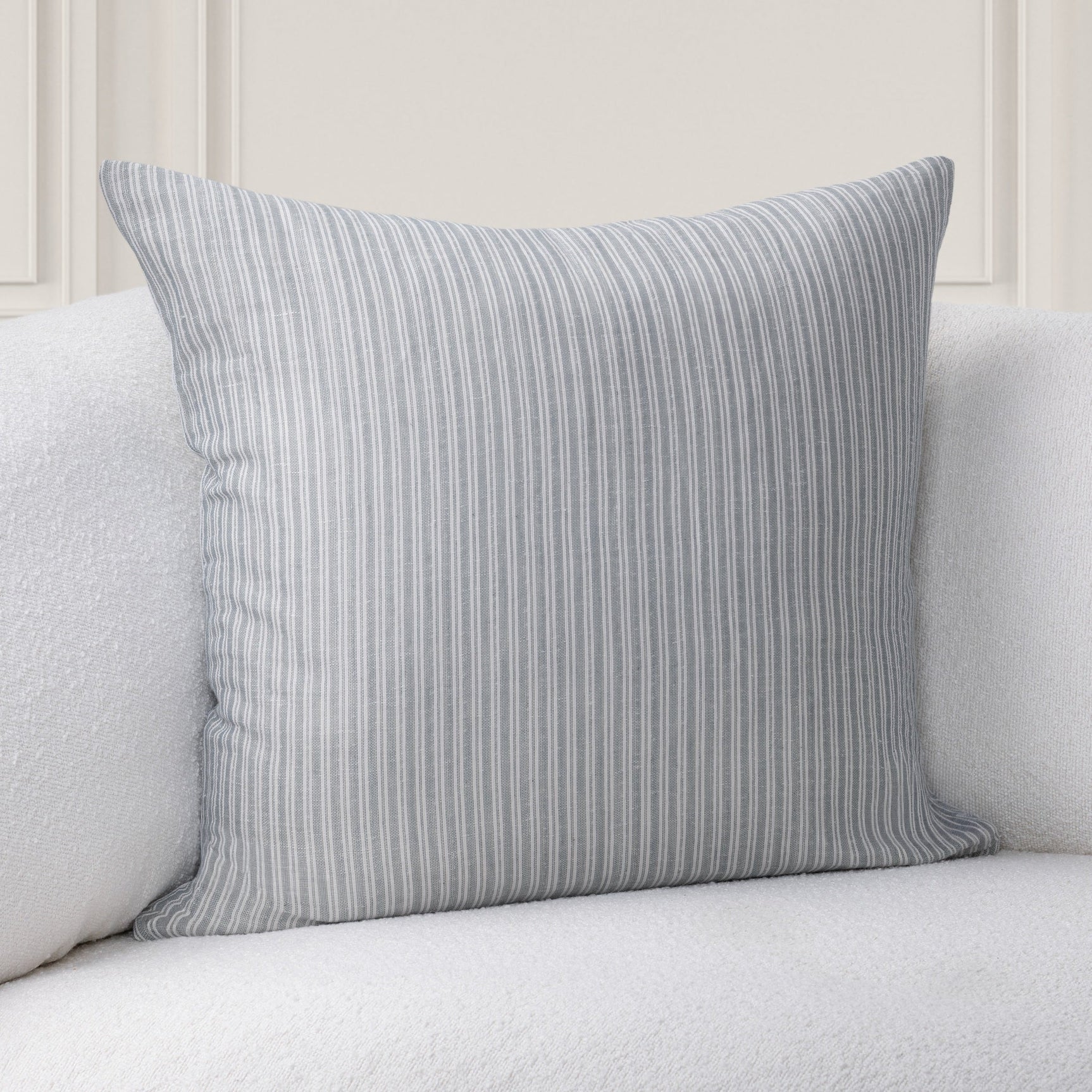 VC Casa Blue Multiple Sizes Throw Pillow (Set of 2) - Ornate Home