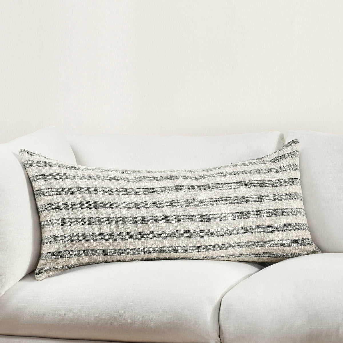 VC Linna Natural/Black Multiple Sizes Throw Pillow (Set of 2) - Ornate Home