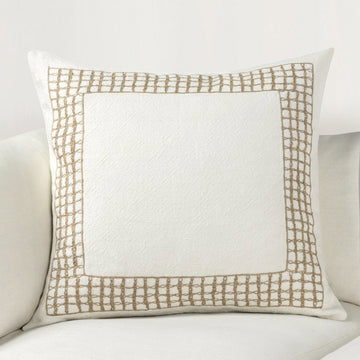 VC Marina White 26x26 Throw Pillow (Set of 2) - Ornate Home