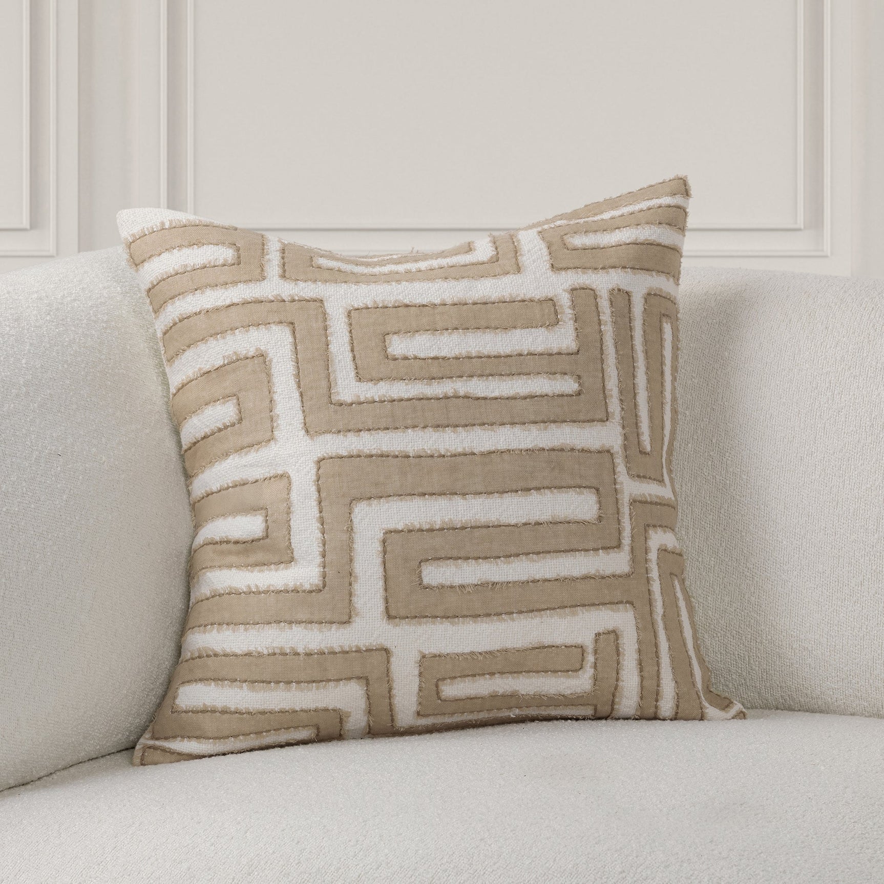VC Mateo Natural/Ivory 22X22 Throw Pillow (Set of 2) - Ornate Home