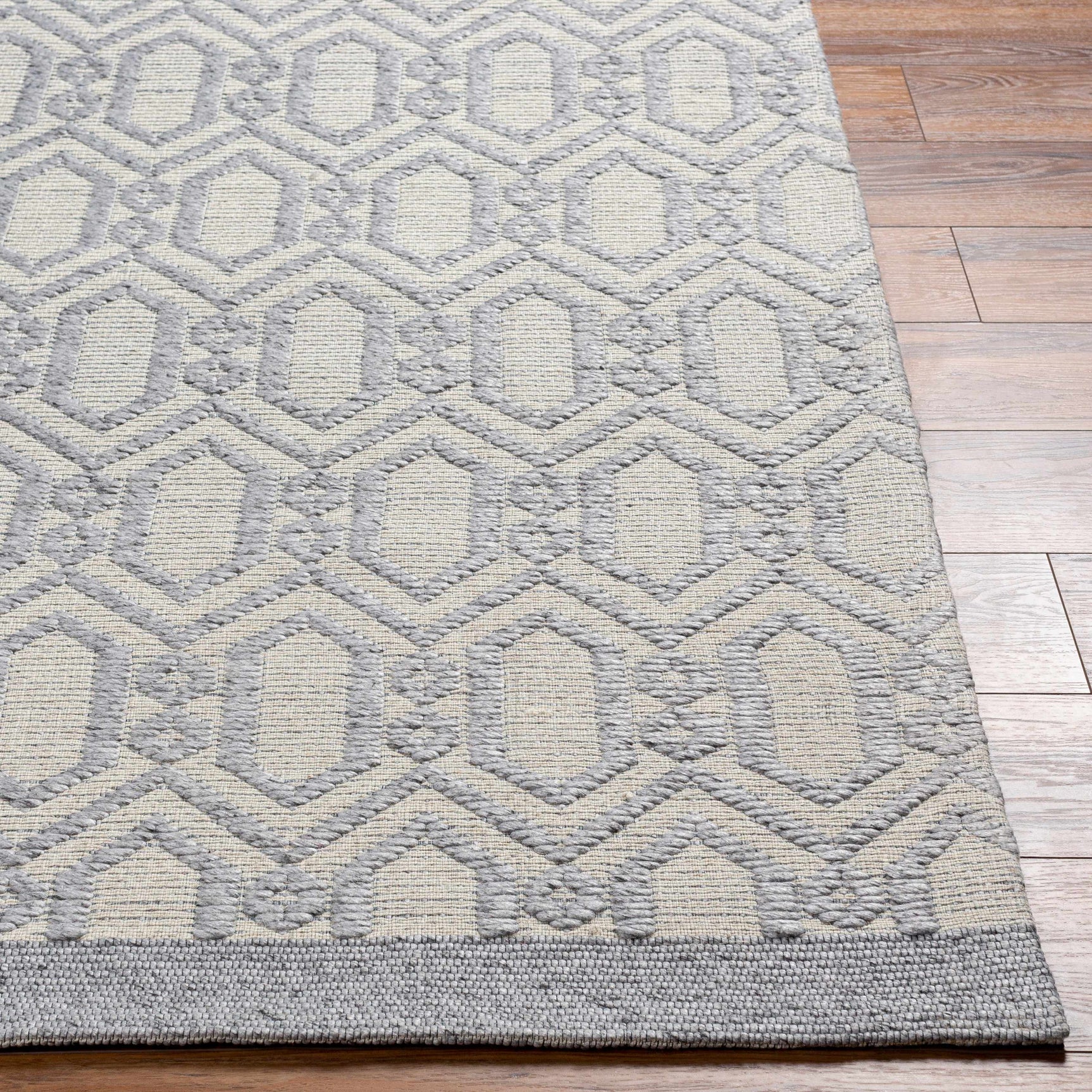 Vahe Area Rug - Clearance - Ornate Home