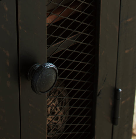 Valebeck Black/Brown Coffee Table and 2 Chairside End Tables - Ornate Home