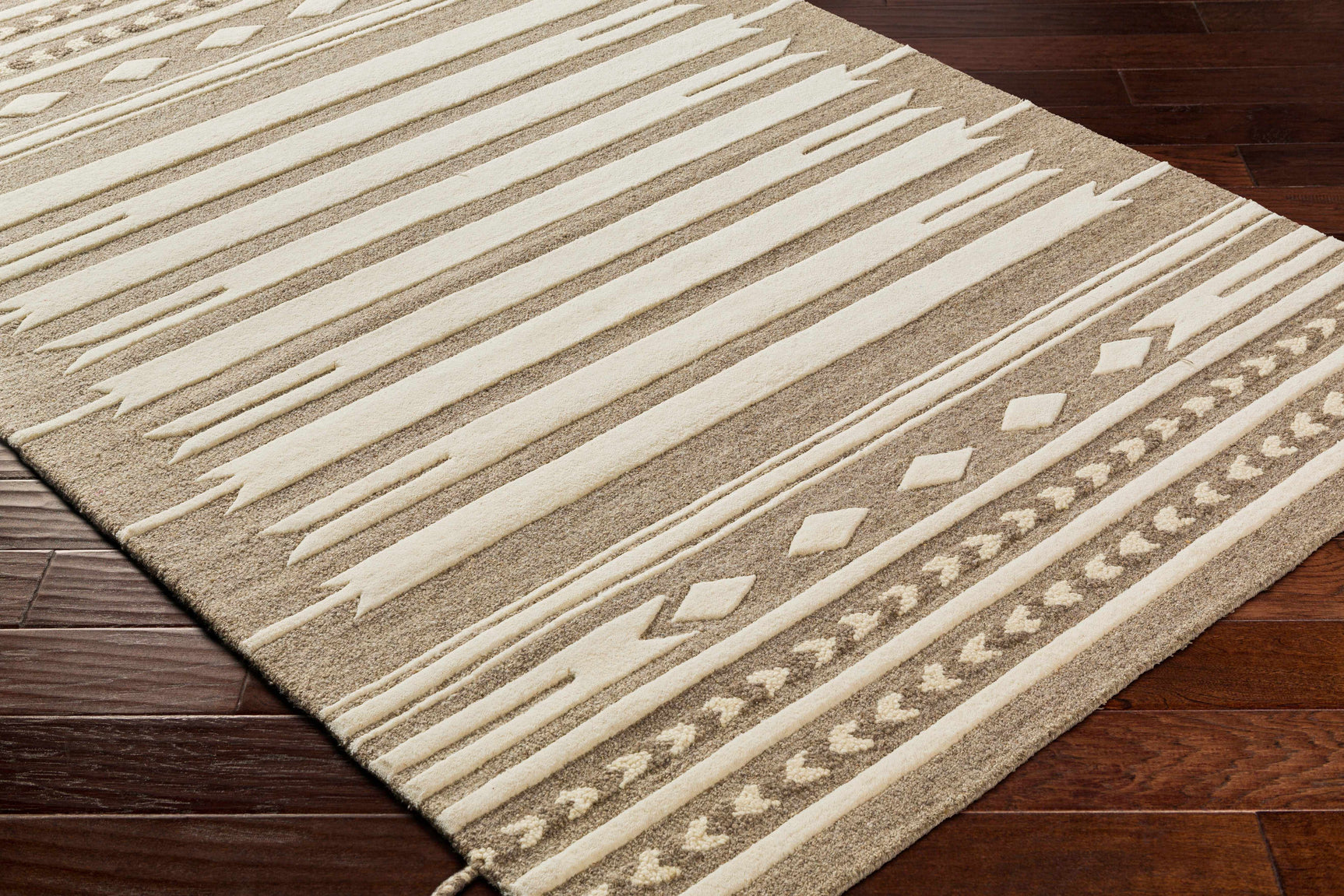 Vamo Area Rug - Clearance - Ornate Home
