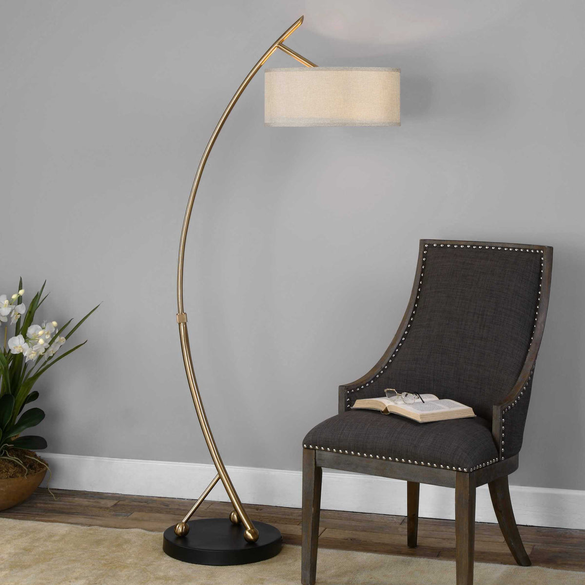 Vardar Curved Brass Floor Lamp - Ornate Home