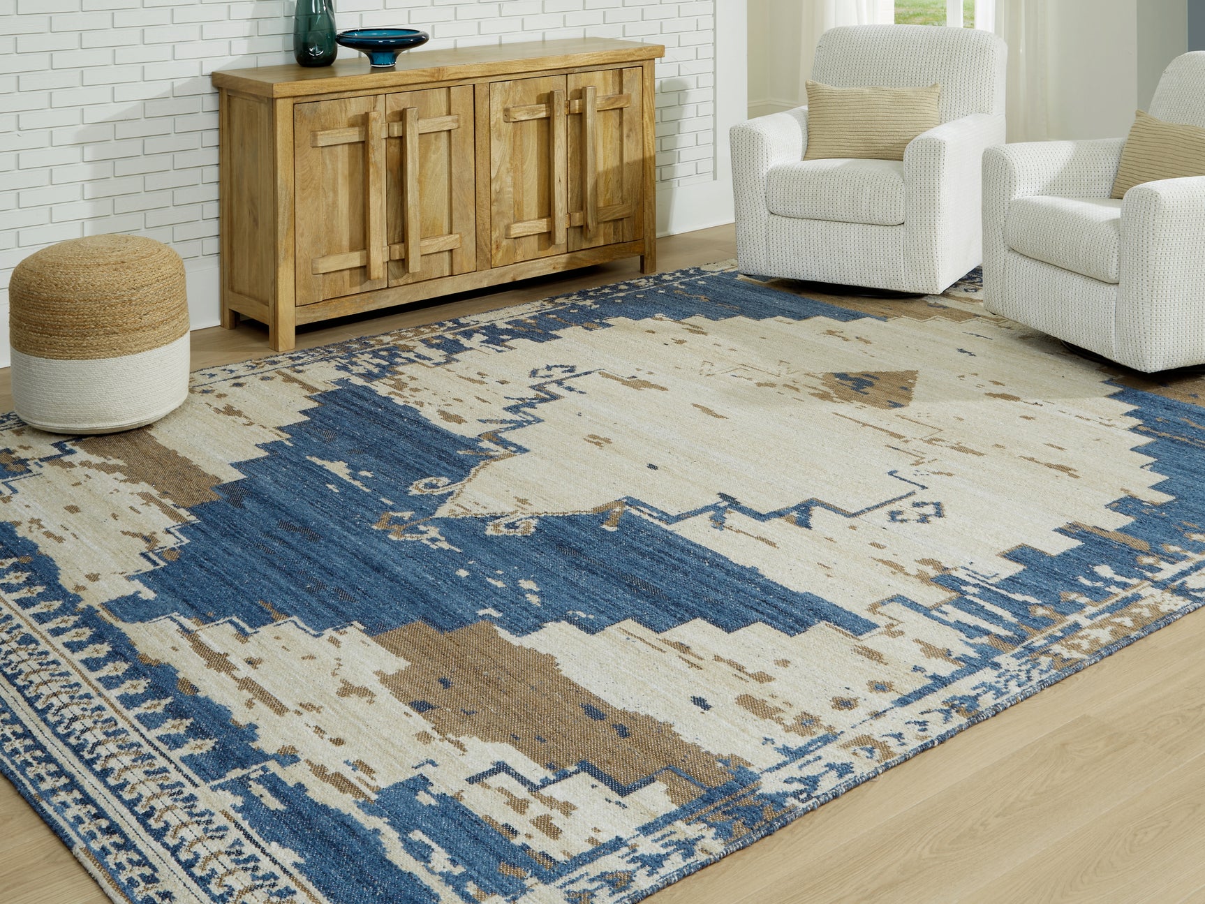 Varnler Blue/Brown/Tan 10' x 14' Rug - Ornate Home