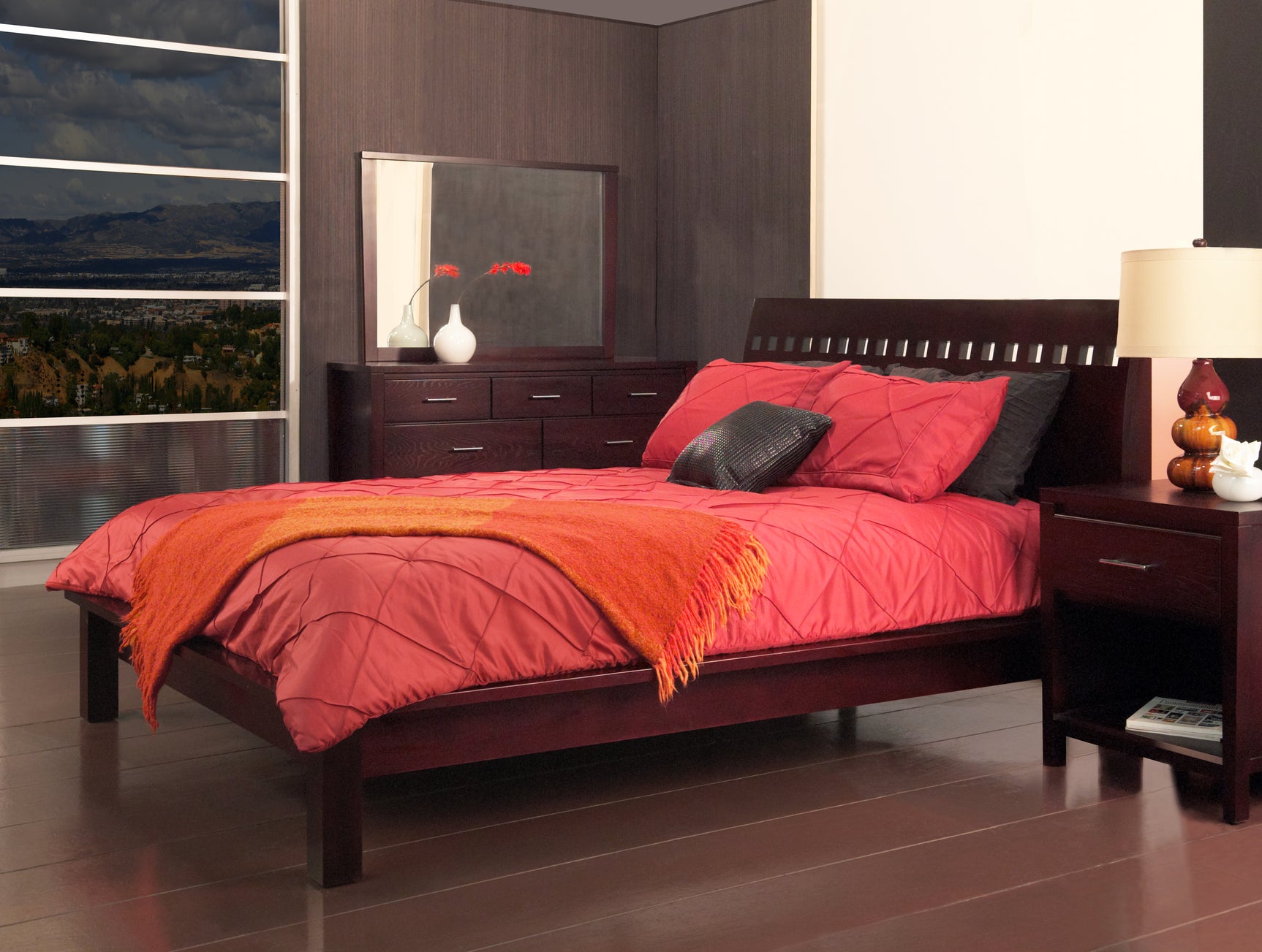 Veneto Wood Full Platform Bed in Espresso - Ornate Home