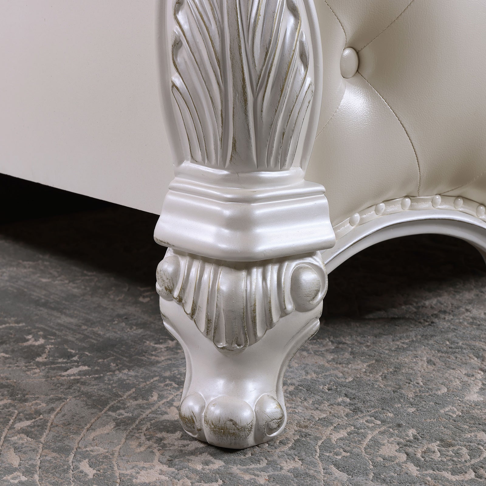 Ventresca White 5 Pc. Leatherette Queen Bedroom Set w/ 2NS - Ornate Home