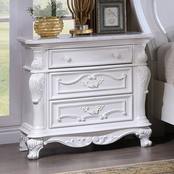 Ventresca White 5 Pc. Leatherette Queen Bedroom Set w/ Chest - Ornate Home