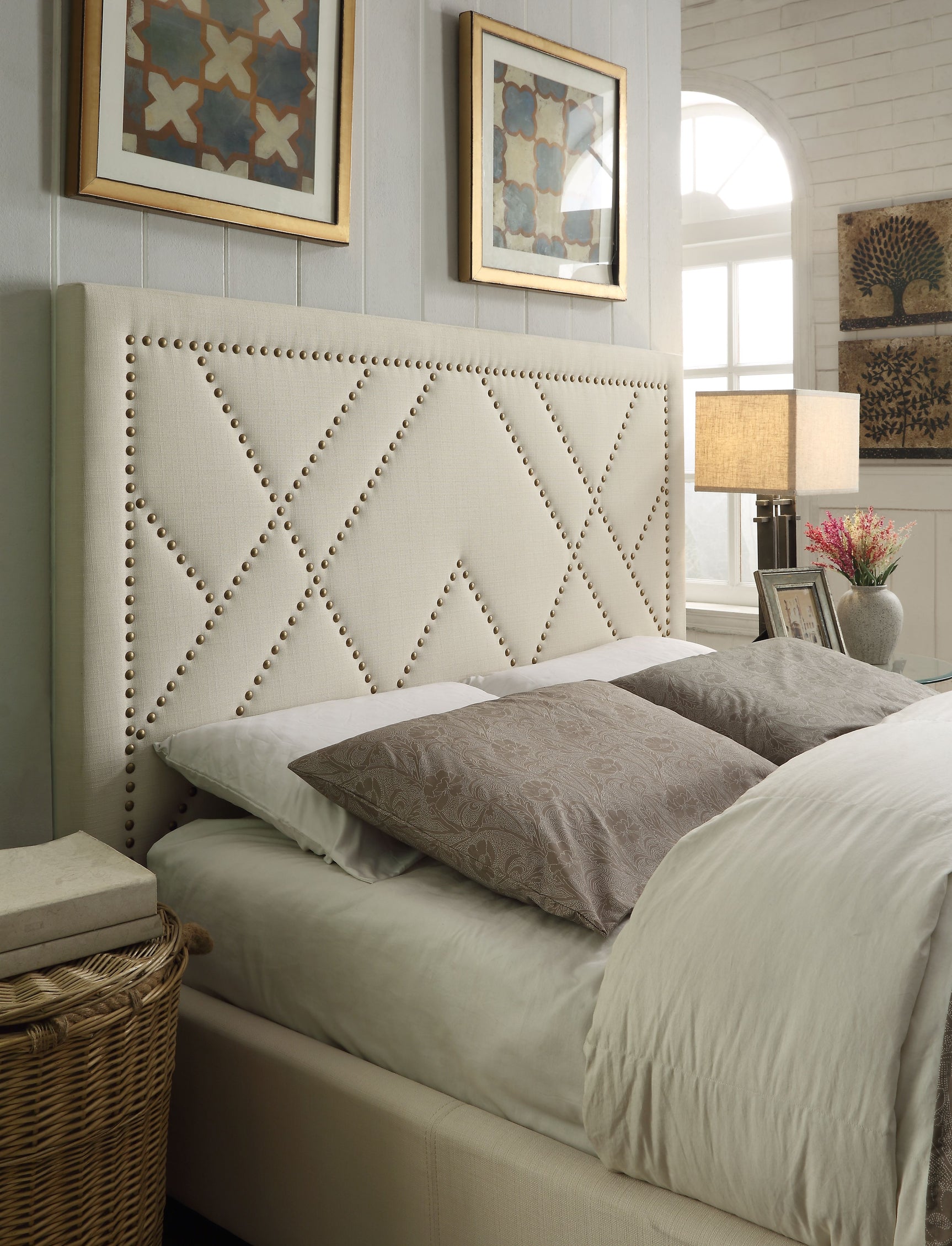 Vienne Nailhead Upholstered Full Platform Storage Bed in Powder - Ornate Home