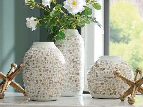 Vinburn White/Gold Finish Accessory Set (Set of 5) - Ornate Home