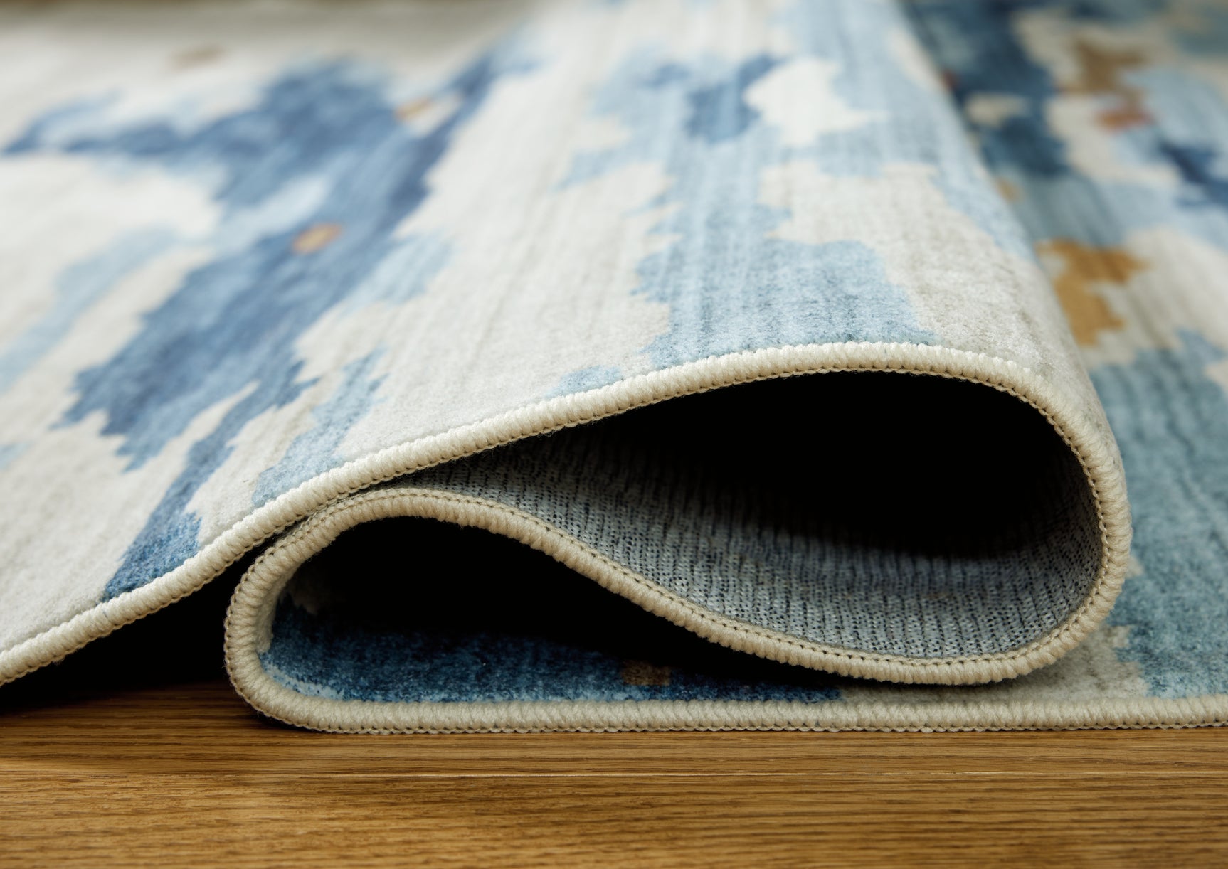Vinlett Cream/Blue/Brown 5' x 7' Washable Rug - Ornate Home