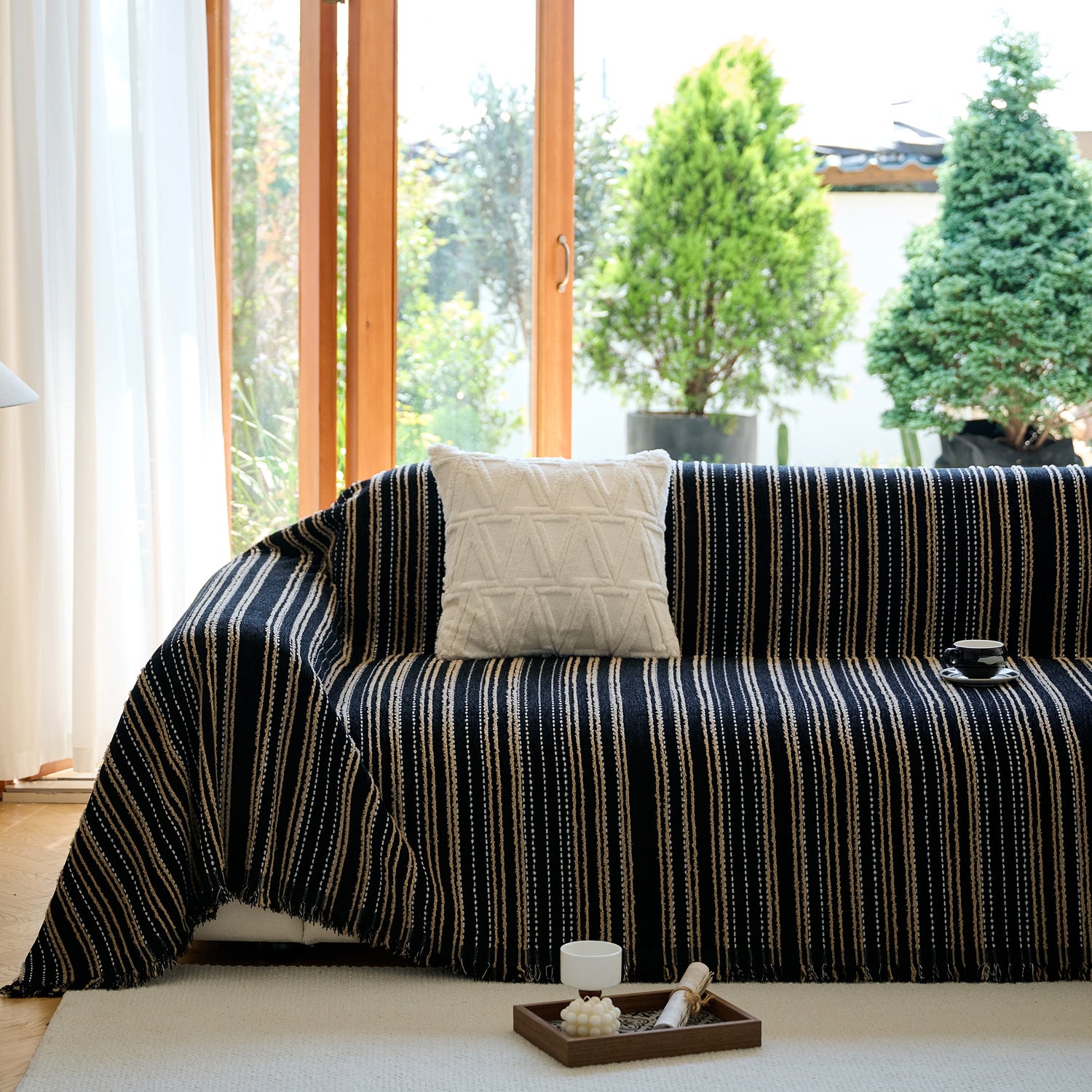 Vintage-Inspired Striped Blankets for Couch Covers Luxury Couch Throw Cover with Timeless Elegance - Ornate Home