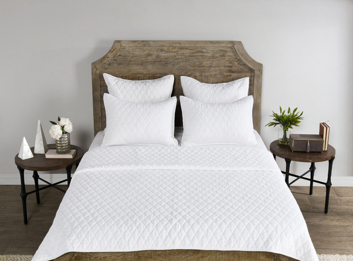 Vintage Lana White Quilt Collection - Ornate Home