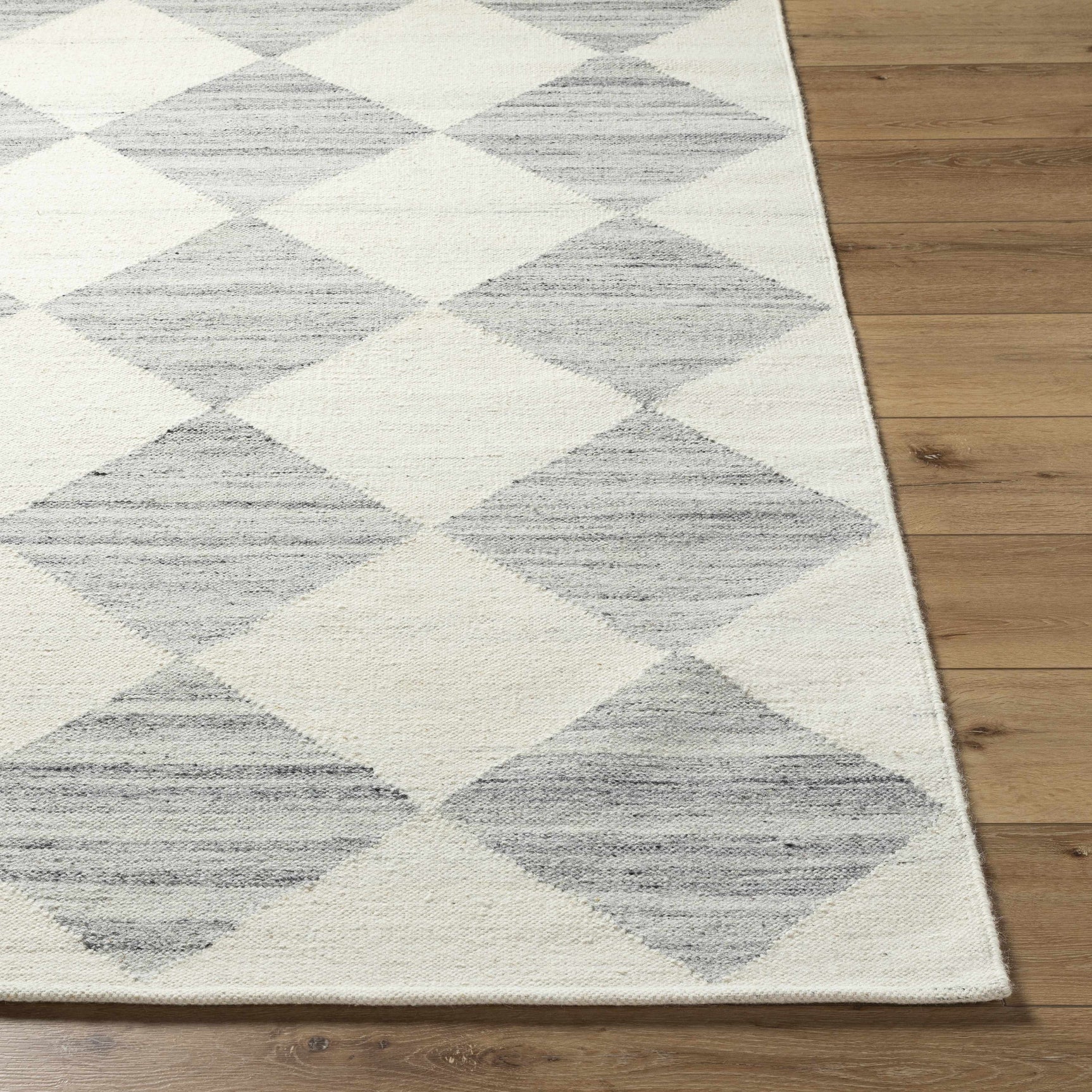 Vivir x Livabliss Antho Light Gray Diamond Rug - Ornate Home