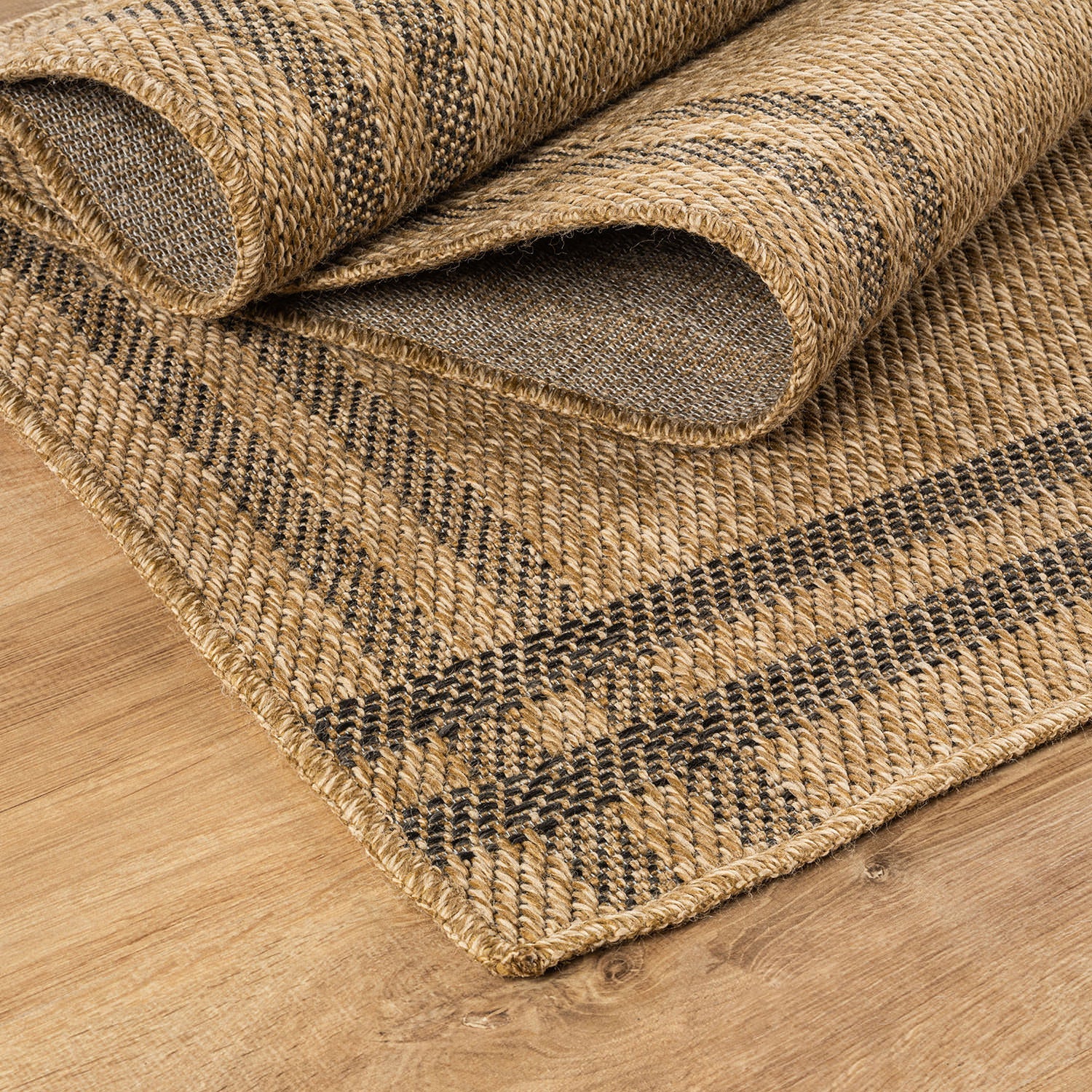 Woolen Natural 7 Indoor/Outdoor Rug | Rustic Jute Style