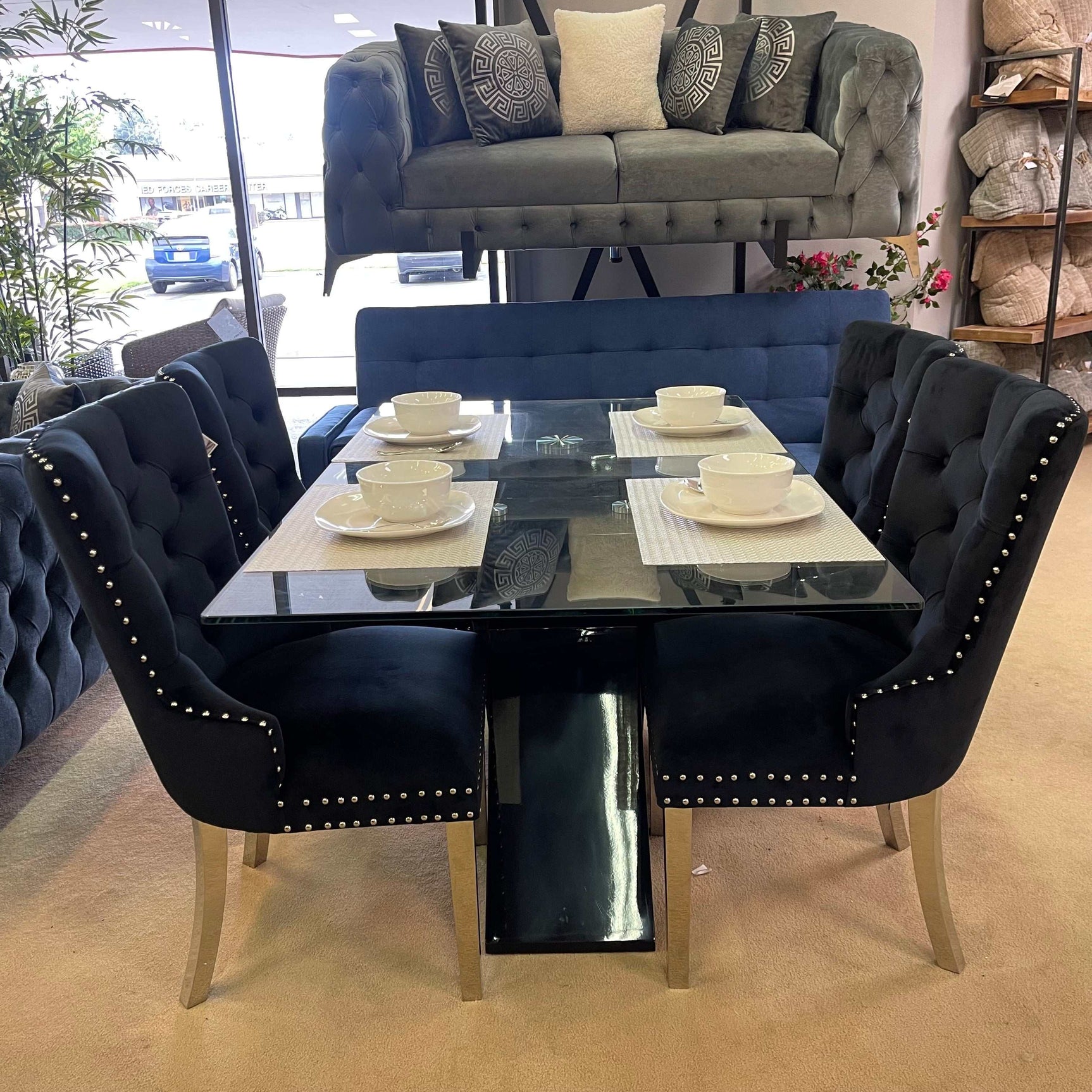 Wailoa Black Dining Table - Ornate Home