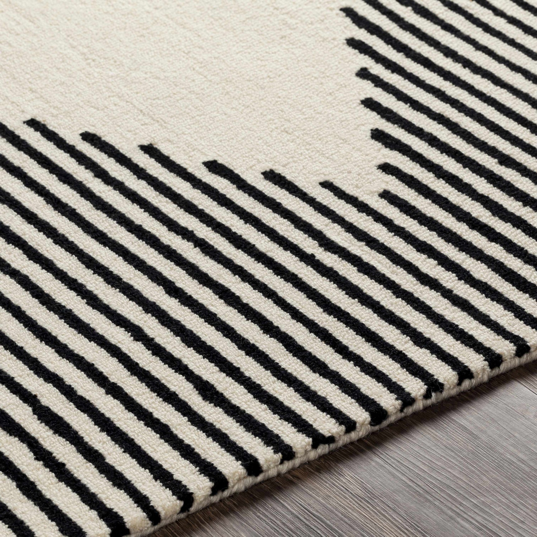 Walkerston Hand Tufted Wool Rug - Ornate Home