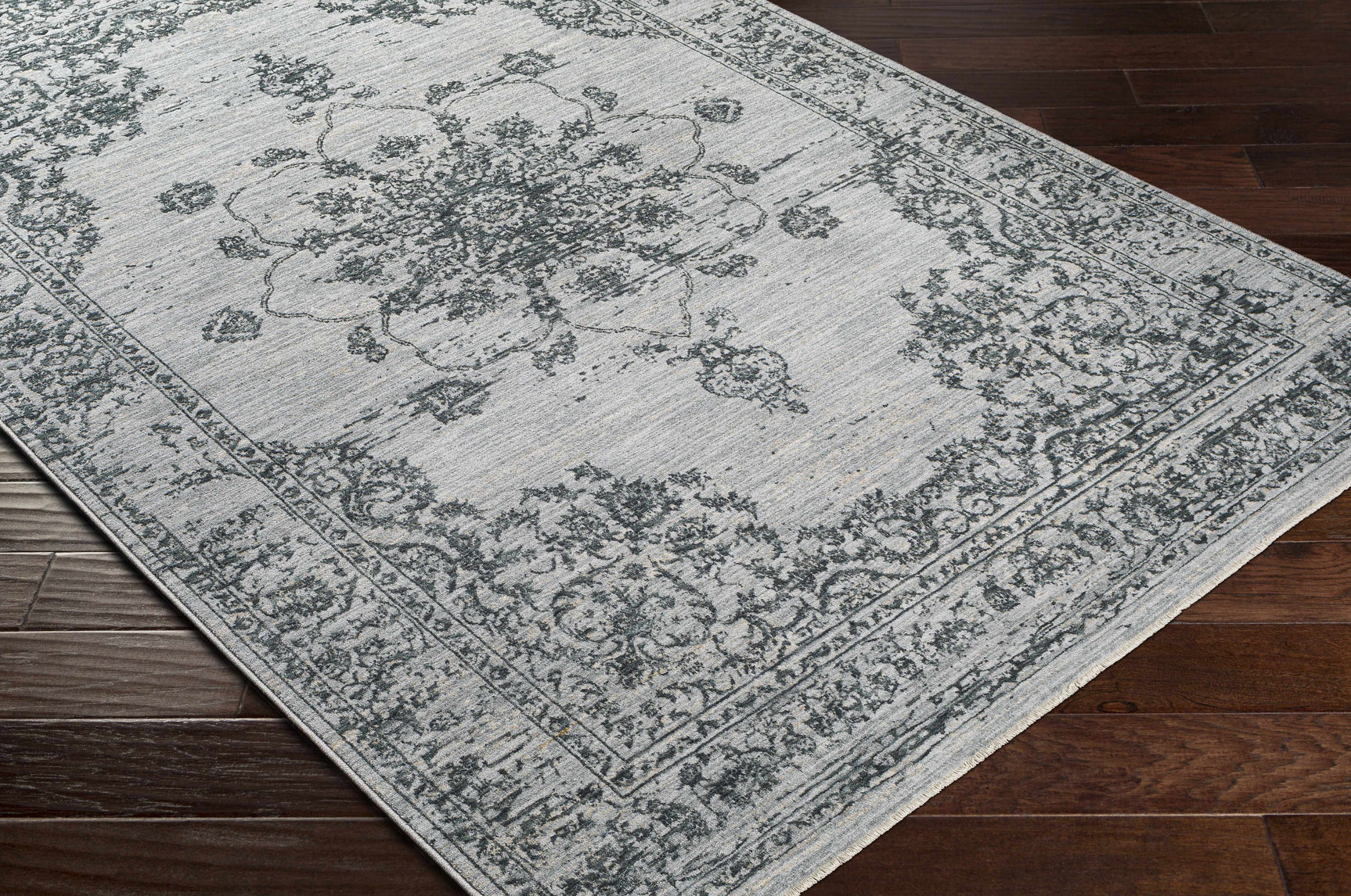 Wandina Traditional Luxe Rug - Ornate Home