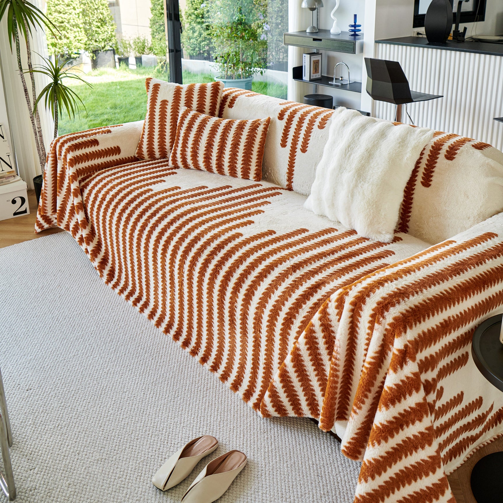 Warm Faux Fur Luxury Sofa Throw Blankets, Soft Cozy Thick Plush Shaggy Blankets for Couch Chair Bed - Ornate Home