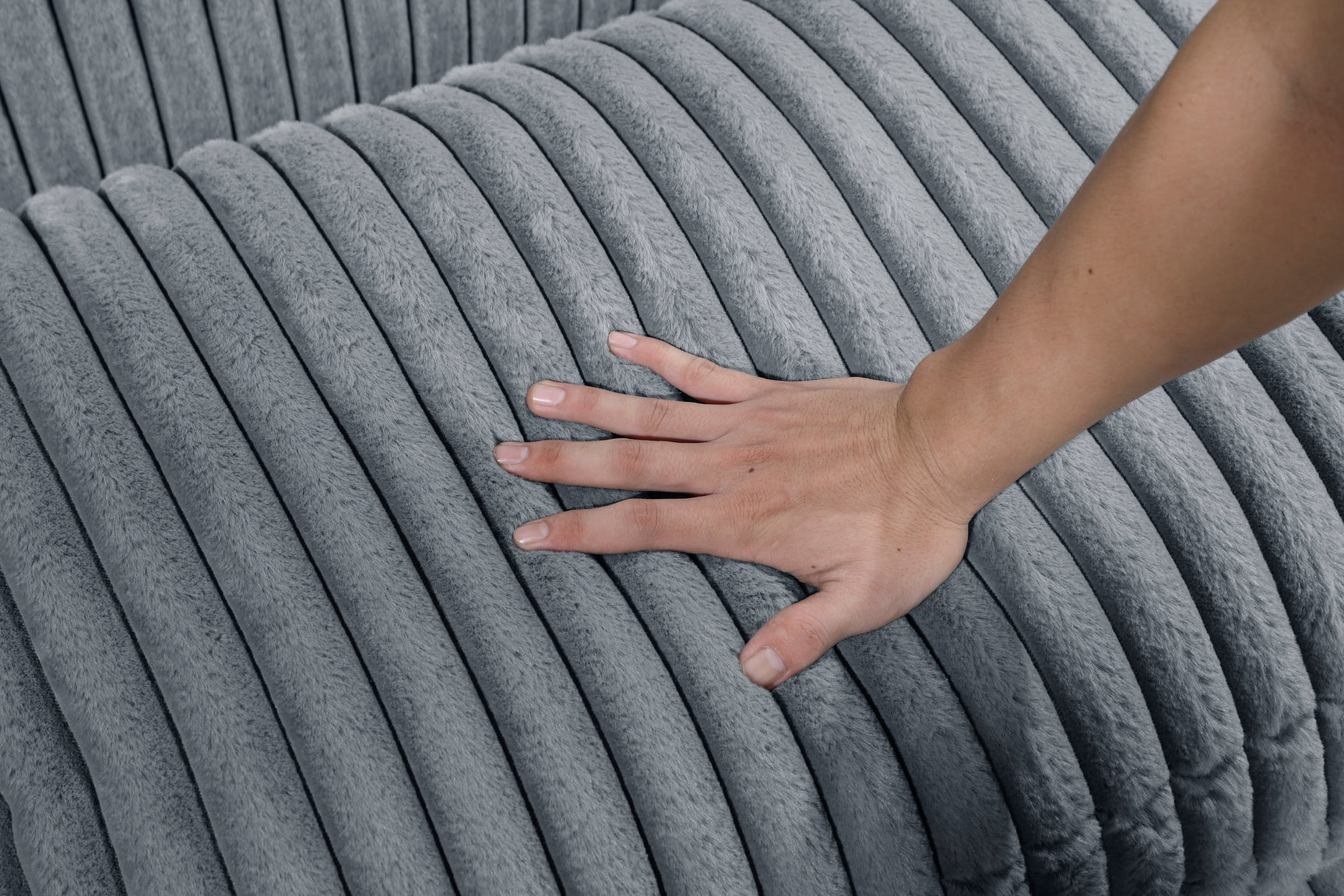 Warwick Gray 4-Piece Sectional with Right Cuddler - Ornate Home