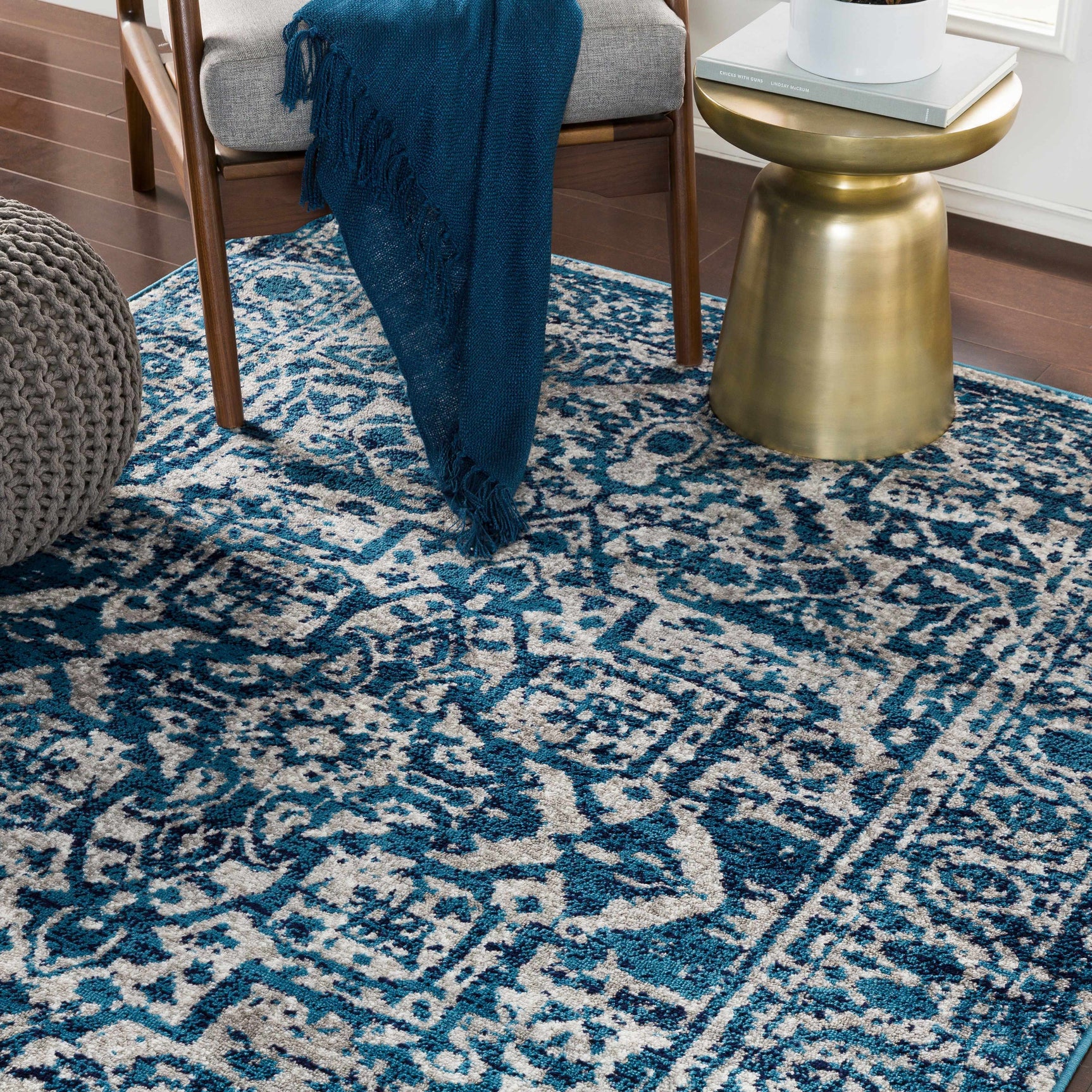 Wellsblue Traditional Rug - Clearance - Ornate Home