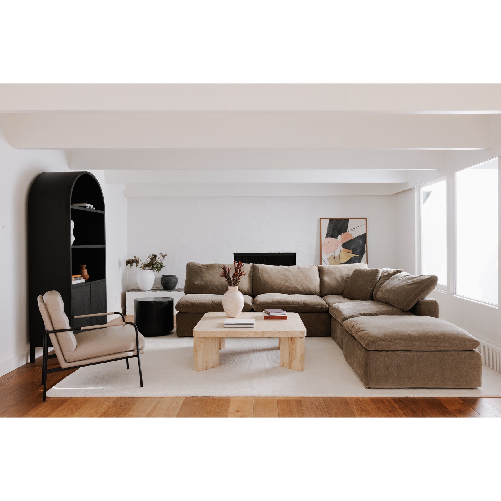 Wilde Black Display Cabinet - Ornate Home