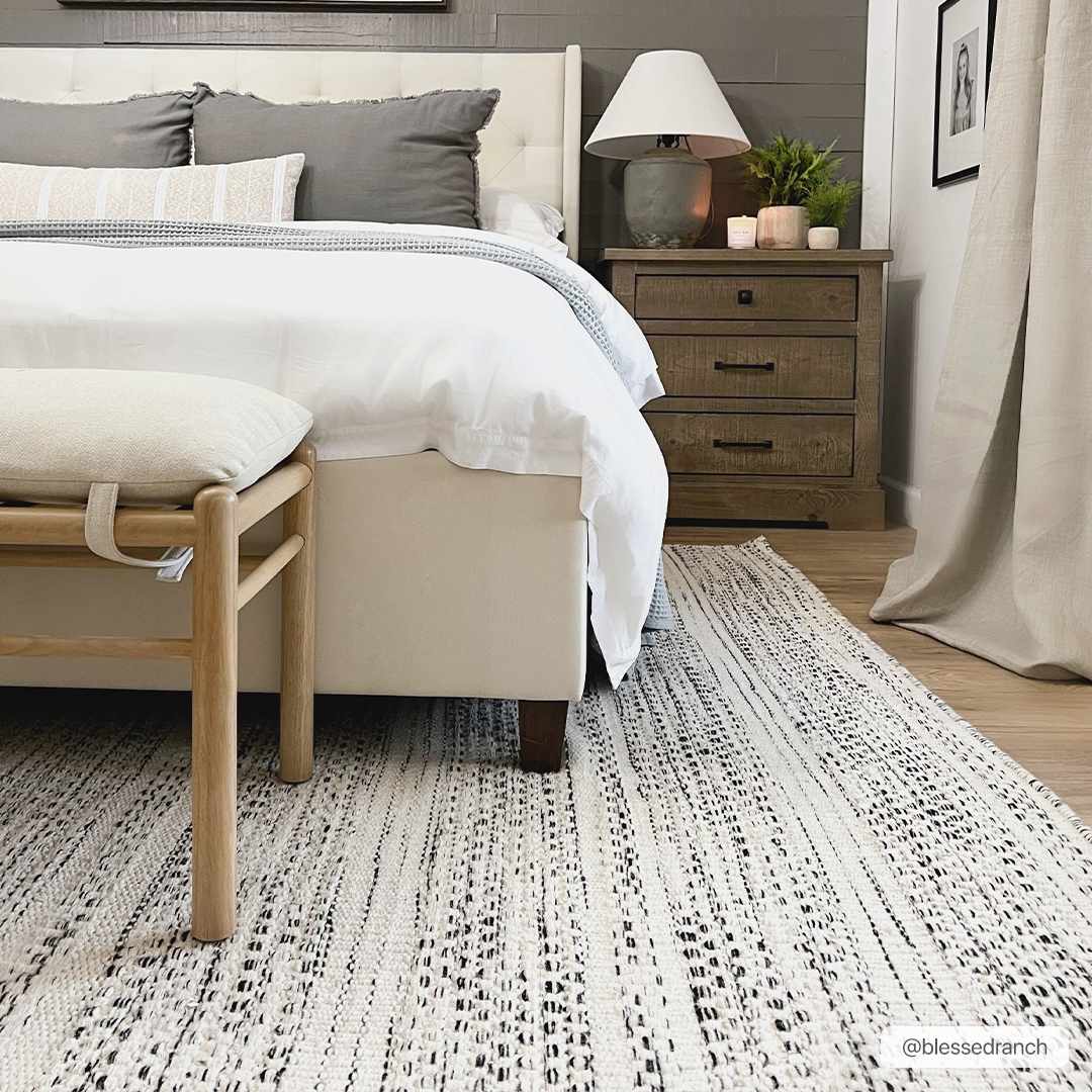 Williford Wool Area Rug - Ornate Home