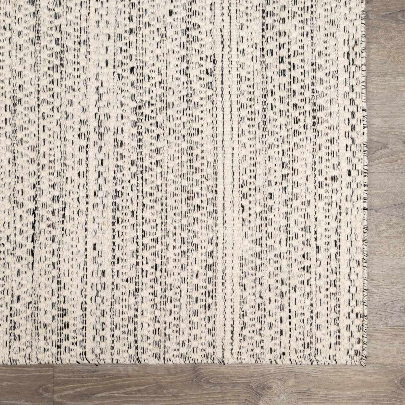 Williford Wool Area Rug - Ornate Home