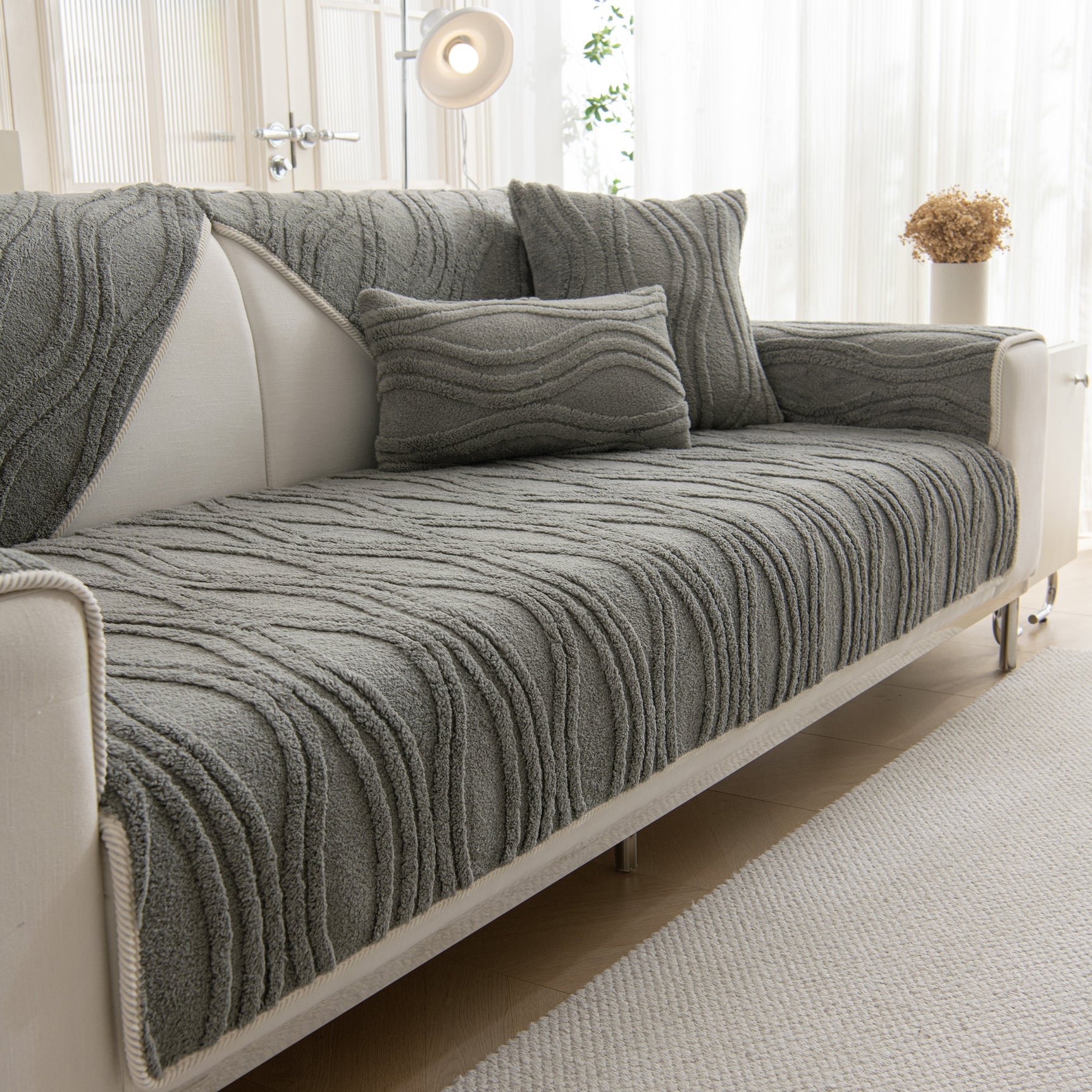 Winter Thickened Non-slip Blanket, Three-Dimensional Embossed Cotton Velvet Sofa Cover - Ornate Home